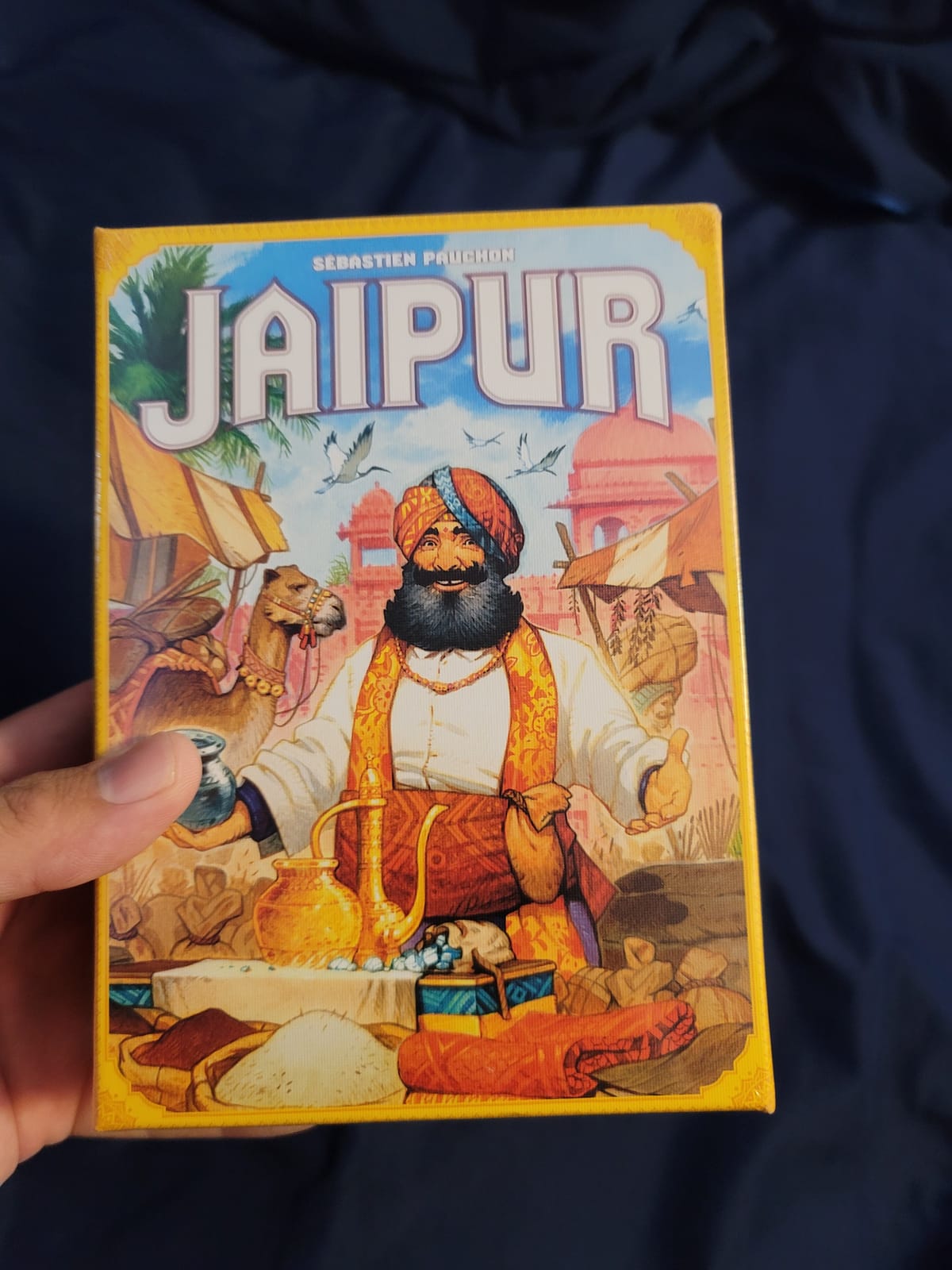 Asmodee Jaipur 2-Player Trading Card Strategy Game, Ages 10+ customer photo 2