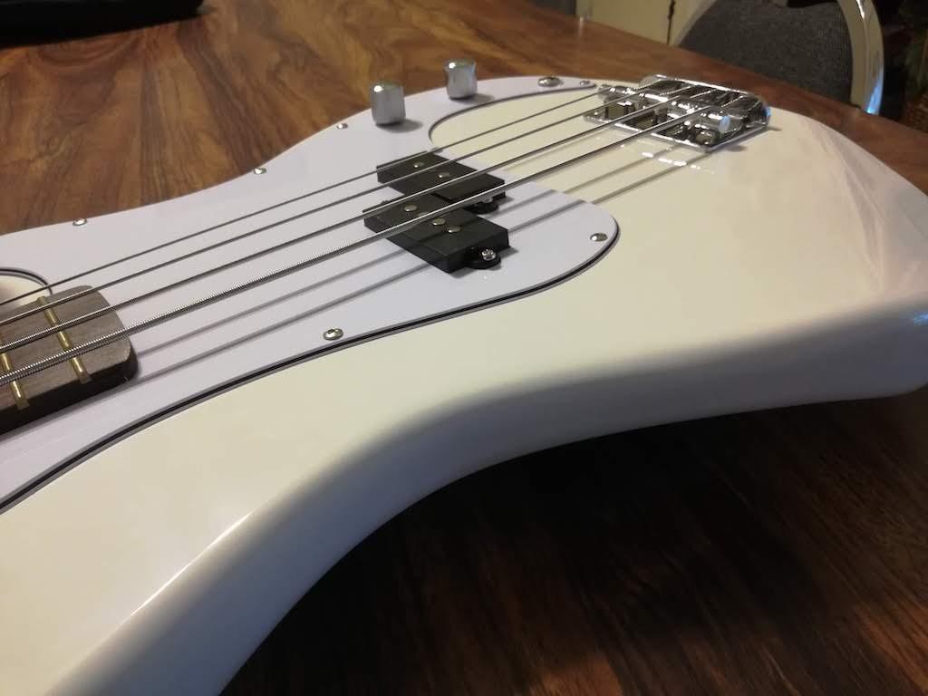 Glarry Electric Bass Guitar Full Size 4 String Rosewood Basswood Fire Style Exquisite Burning Bass(Burly Wood) customer photo 1