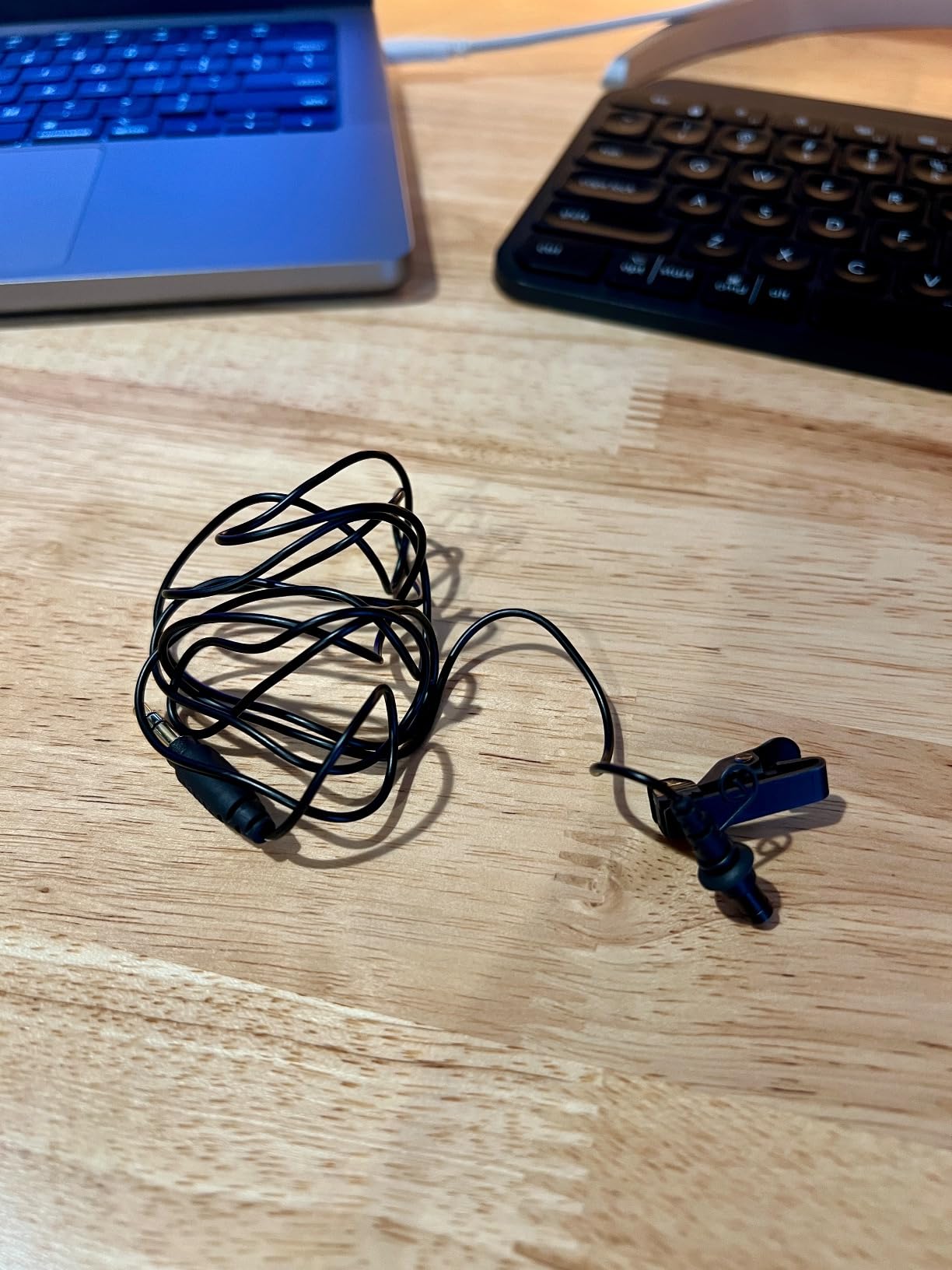 Rode Lavalier GO Professional Wearable Microphone,Black customer photo 2