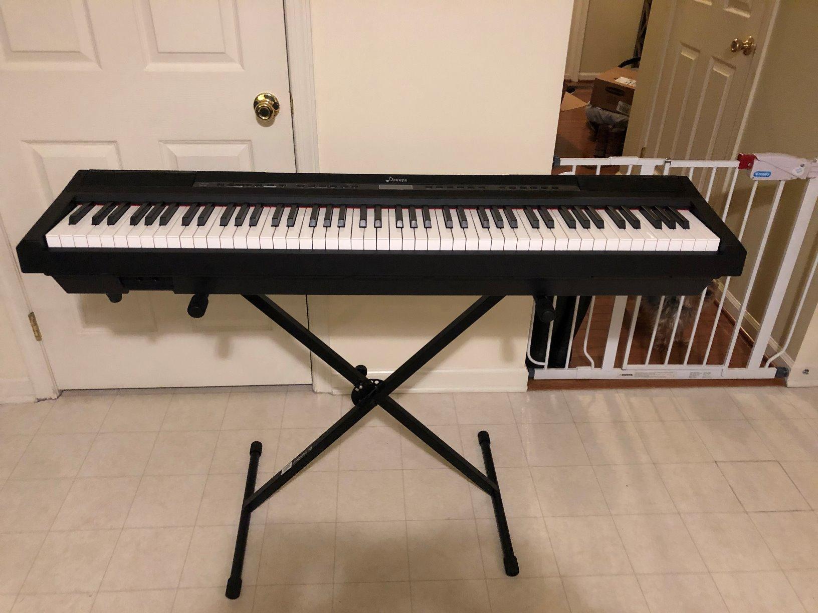 Donner DEP-20 Beginner Digital Piano 88 Key Full Size Weighted Keyboard, Portable Electric Piano with Sustain Pedal, Power Supply customer photo 1