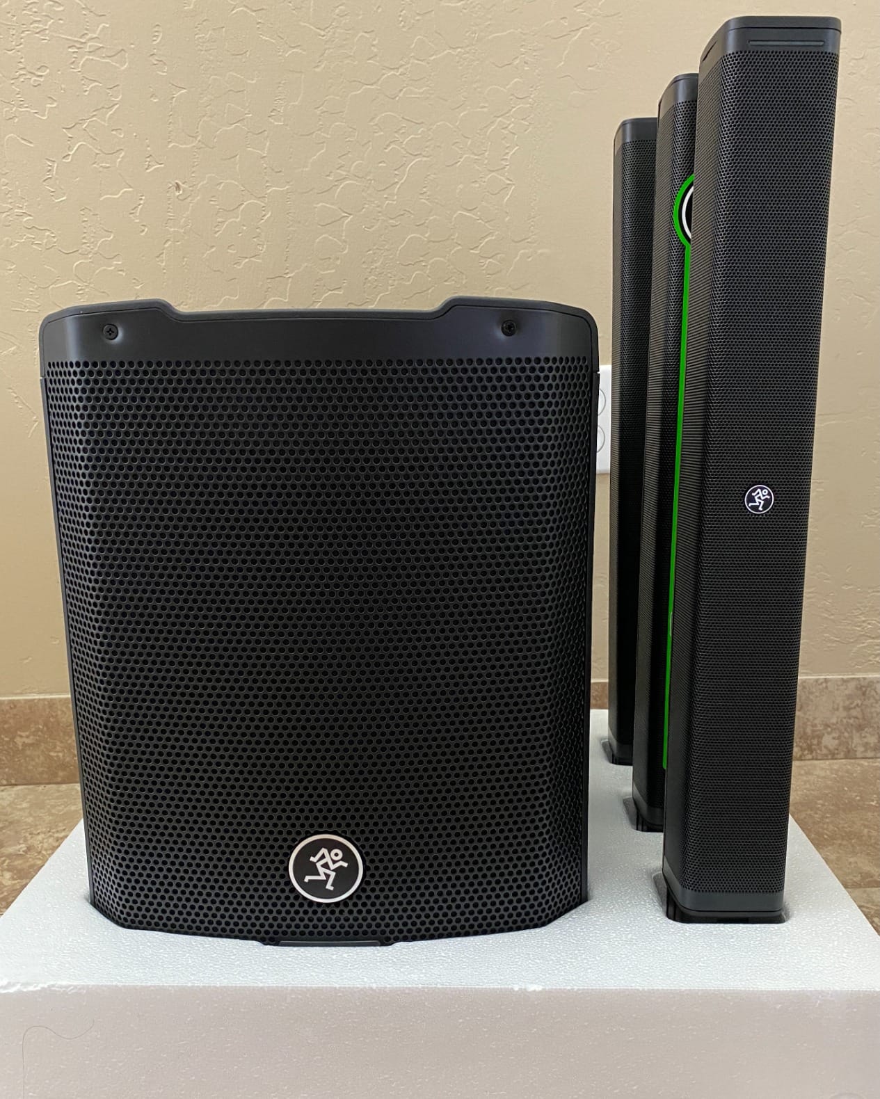 Mackie SRM-Flex Portable Column PA System US customer photo 1