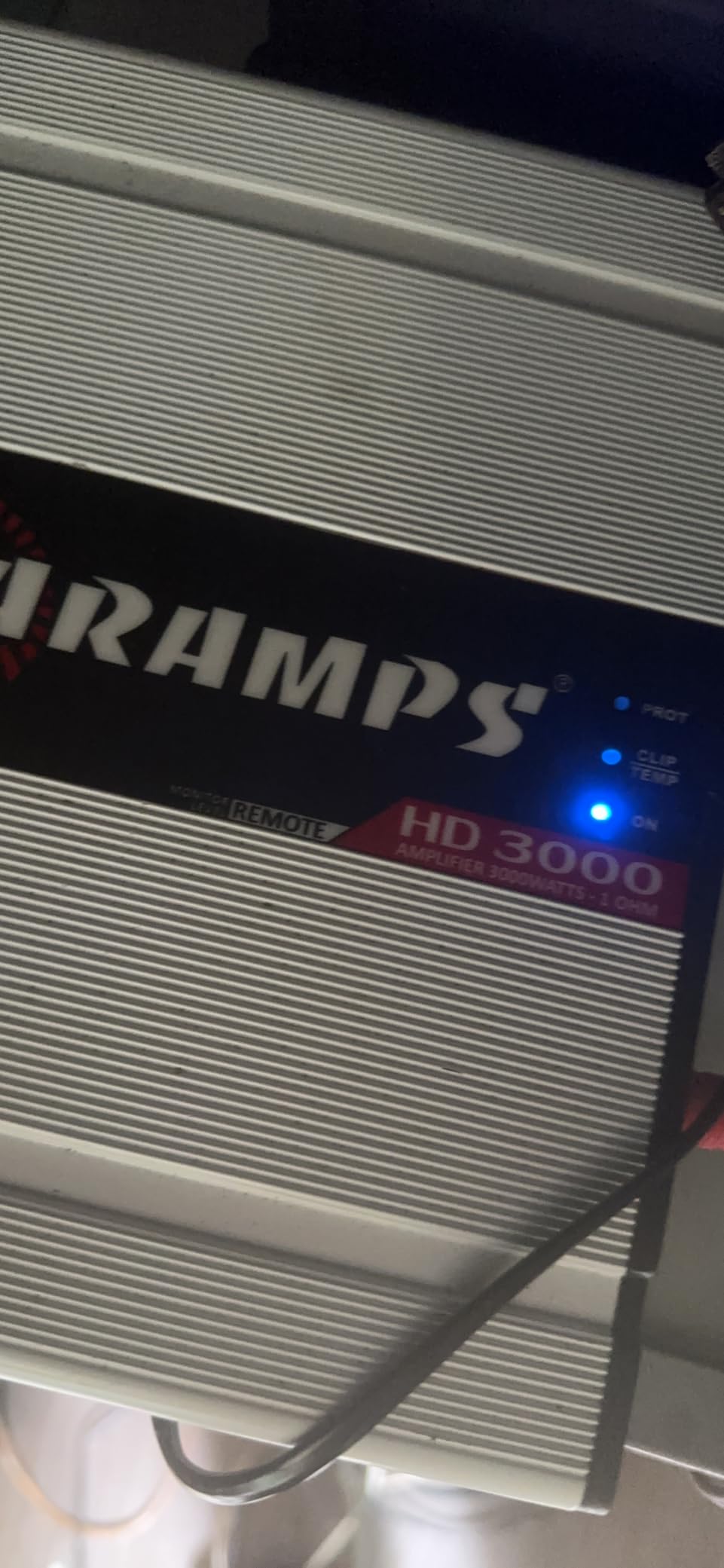 Taramps HD 3000 1 Ohm White 1 Channel Amplifier 3000 Watts RMS Digital, Crossover, Low/High Pass, Bass Boost, Gain Control, Car Audio System Mosfet Monoblock Full Range, LED Monitor Indicator, HD 3k customer photo 1