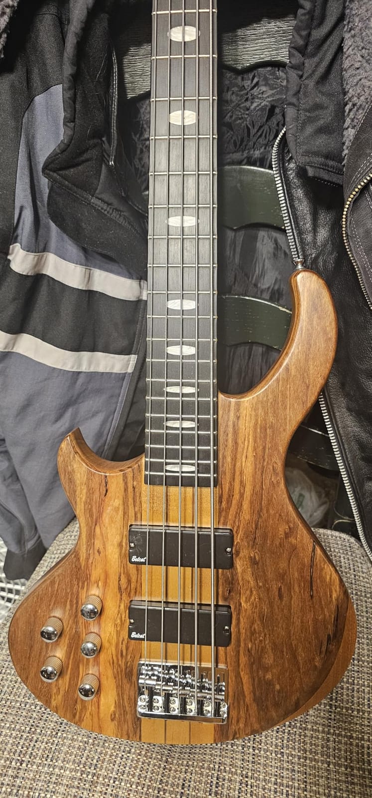 Left-handed 5 String Electric Bass Guitar Millettia Laurentii+Okoume body maple customer photo 2