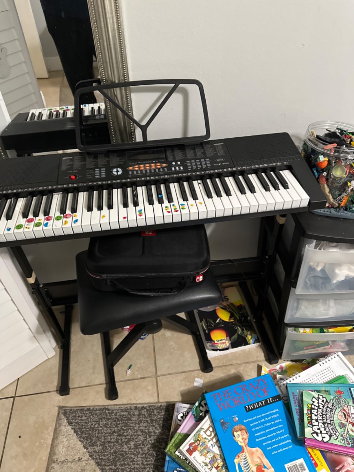 ZENY 61-Key Portable Electric Keyboard Piano with Built In Speakers, LED Screen, Headphones, Microphone, Piano Stand, Music Sheet Stand and Stool customer photo 2