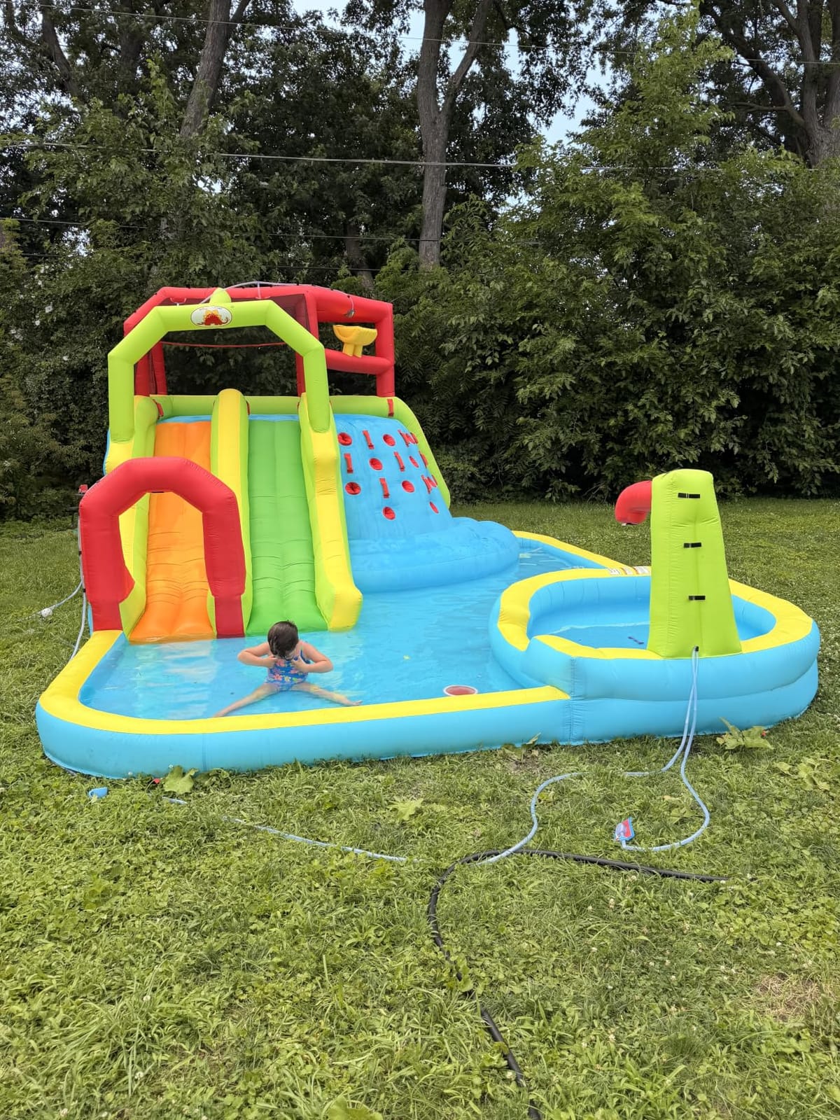 WELLFUNTIME Large Inflatable Water Slide Park with Air Blower customer photo 1
