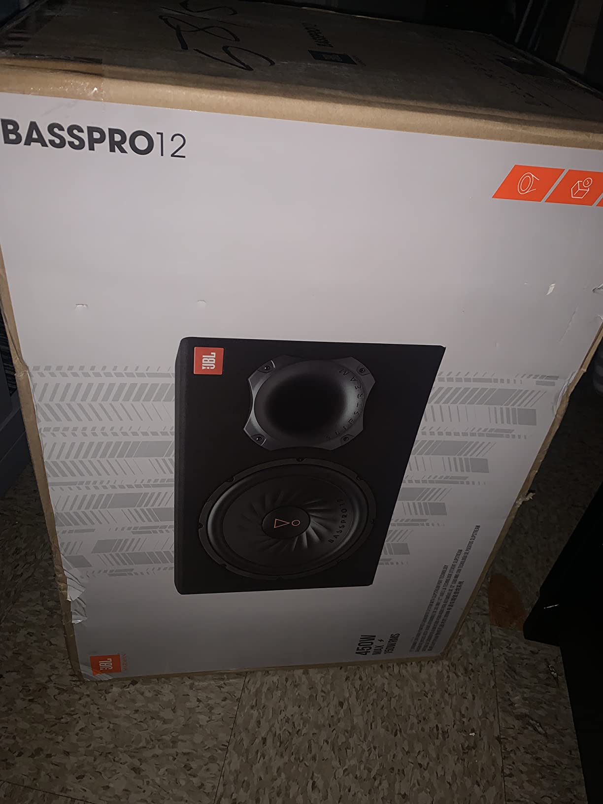 JBL SUBBP12AM - 12” amplified 12” Subwoofer with Sub Level Control, Black customer photo 2