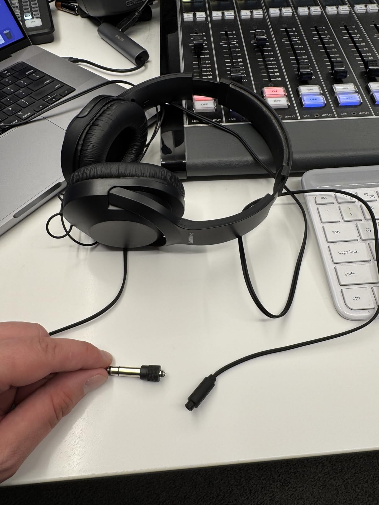 Philips Over Ear Wired Stereo Headphones for Podcasts, Studio Monitoring and Recording Headset for Computer, Keyboard and Guitar with 6.3 mm (1/4