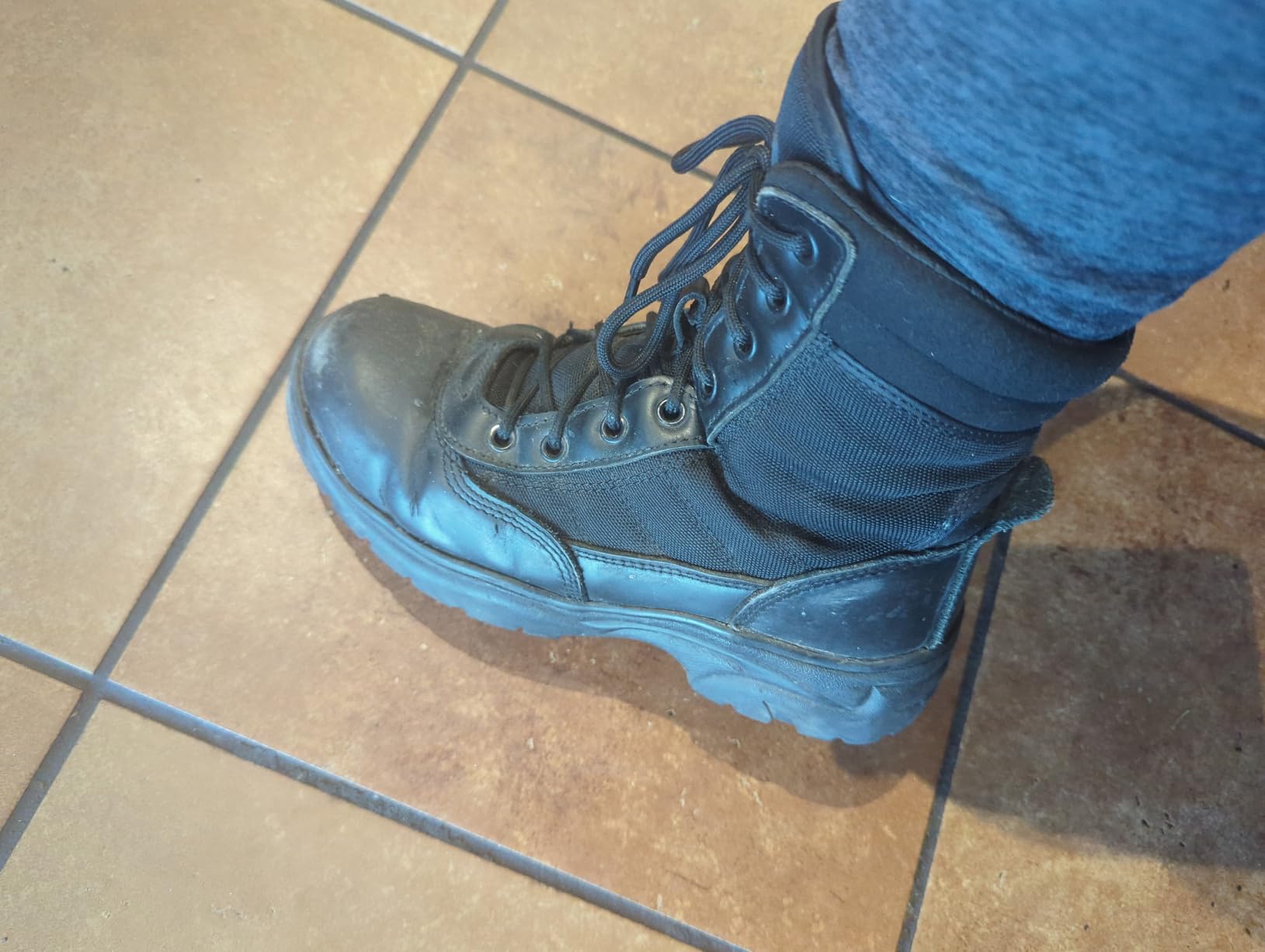 NORTIV 8 Men's Steel Toe Work Boots Side Zipper customer photo 2