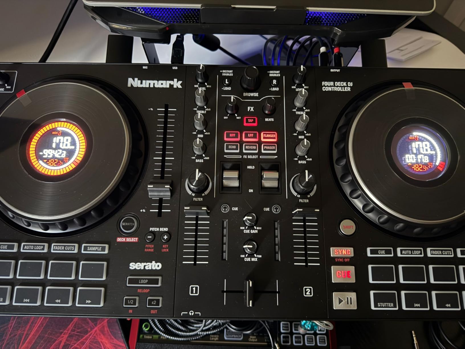 Numark Mixtrack Platinum FX DJ Controller | 4-Decks, 3-Band EQ DJ Mixer, Jog Wheel Displays, 16 Pads, 2 Effects Paddles, Audio Interface, Serato DJ Lite customer photo 1