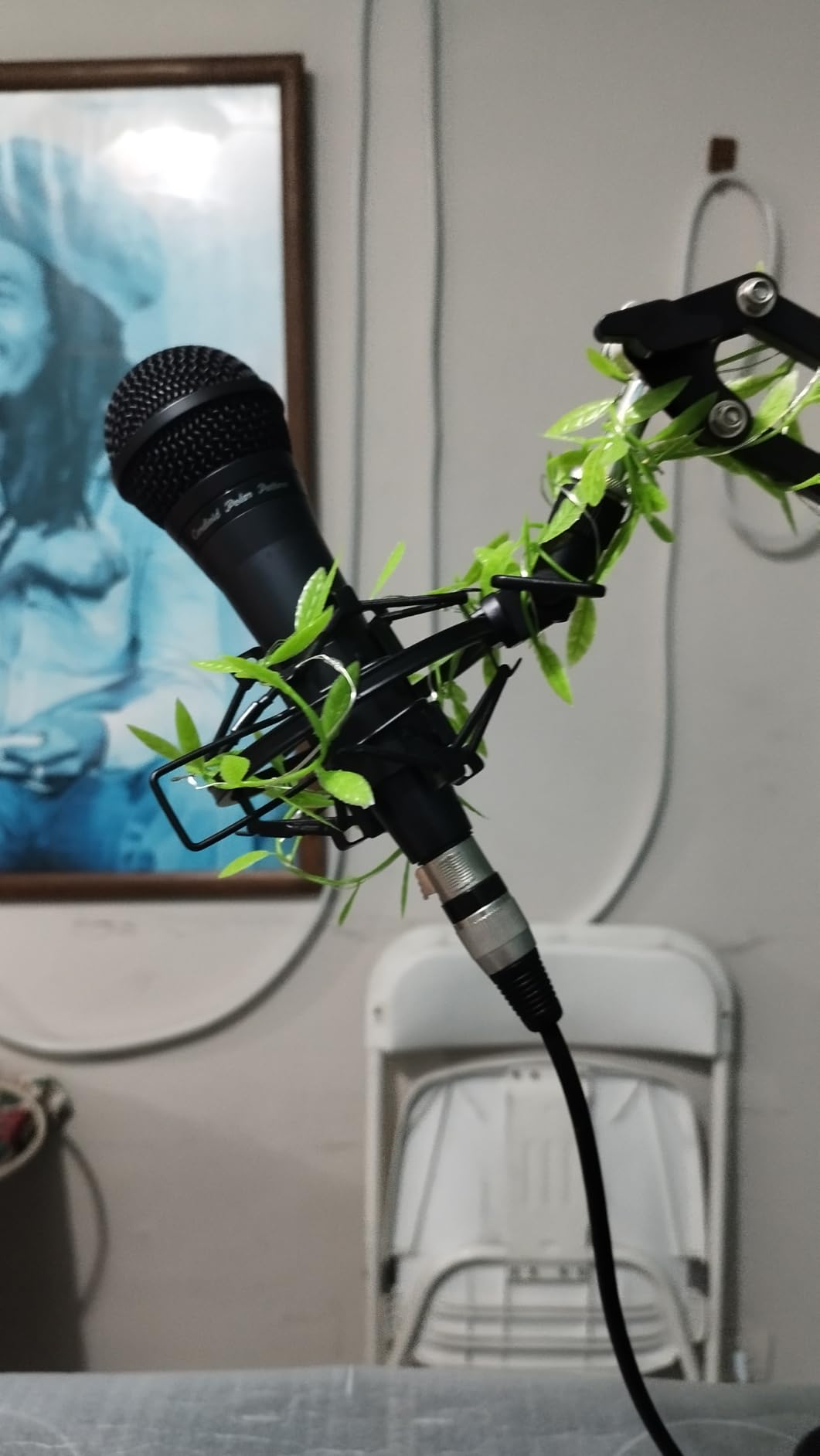Microphone Shock Mount Mic Holder For Samson Q2U SM58 ATR2100-USB Behringer Xm8500, Mic Clip Holder Mount for Diameter 28mm-32mm Dynamic Microphone Like AT2005-USB PGA48 PGA58, Boseen customer photo 2
