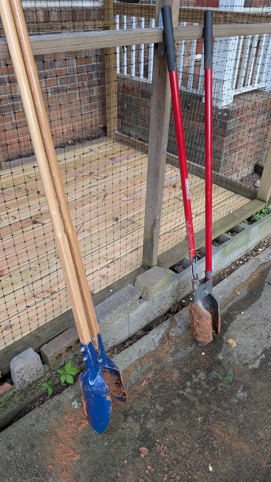 Root Slayer 23411 Post Hole Digger Garden Tool, Red customer photo 1