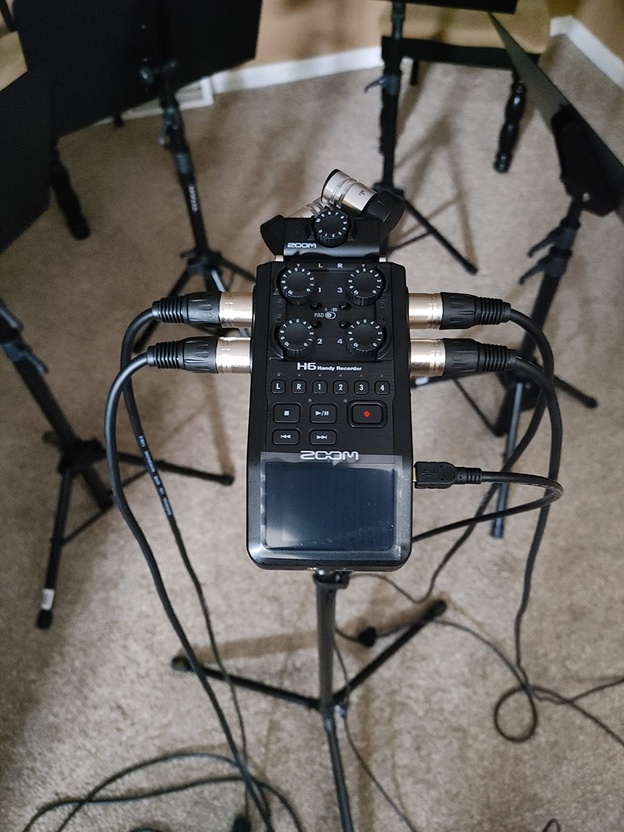 Zoom H8 Recorder for Musicians, Podcasters & Filmmakers customer photo 1