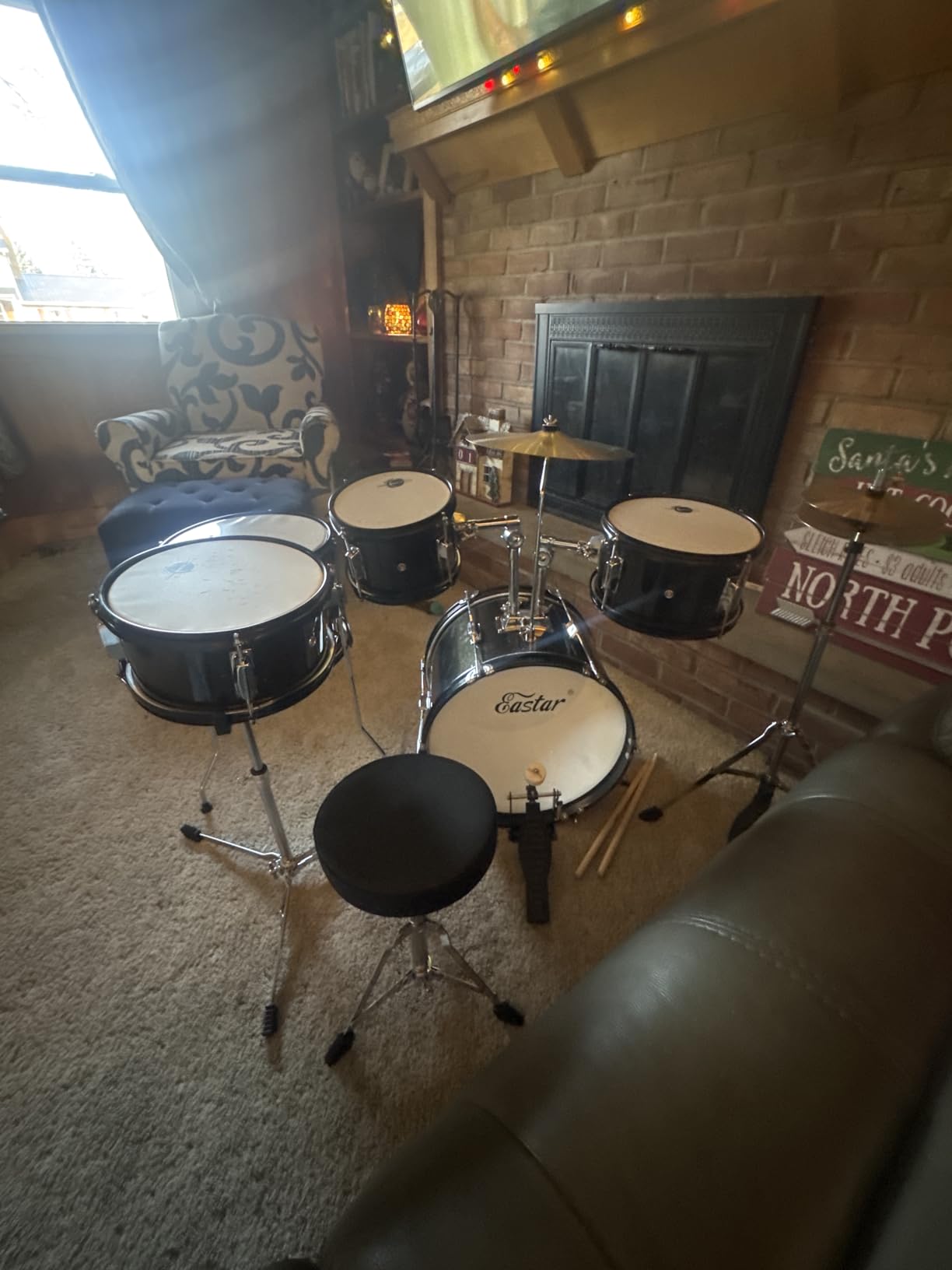 Drum Set Eastar 16 inch 5-Piece, Junior Drum Kit for Beginners Kids Teenagers with Adjustable Throne and Cymbal, Pedal & Drumsticks, Metallic Black (EDS-350MBK) customer photo 2