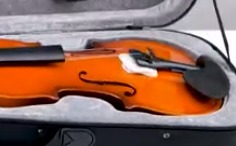 Eastar 1/2 Violin Set for Beginners, Half Size Fiddle with Hard Case, Rosin, Shoulder Rest, Bow, and Extra Strings (Imprinted Finger Guide on Fingerboard), EVA-2 customer photo 2