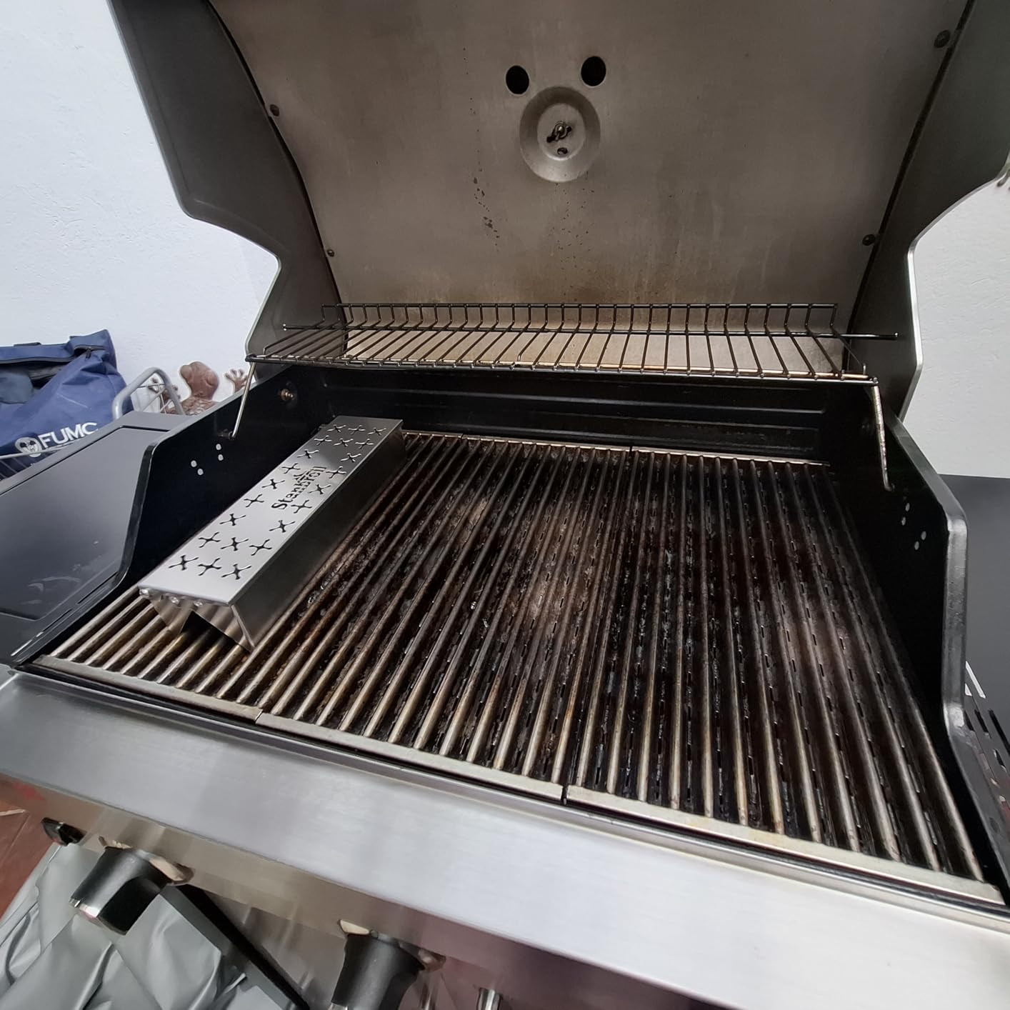 Stanbroil Stainless Steel Smoker Box Gas Grilling Wood Chip Smoking Box customer photo 2