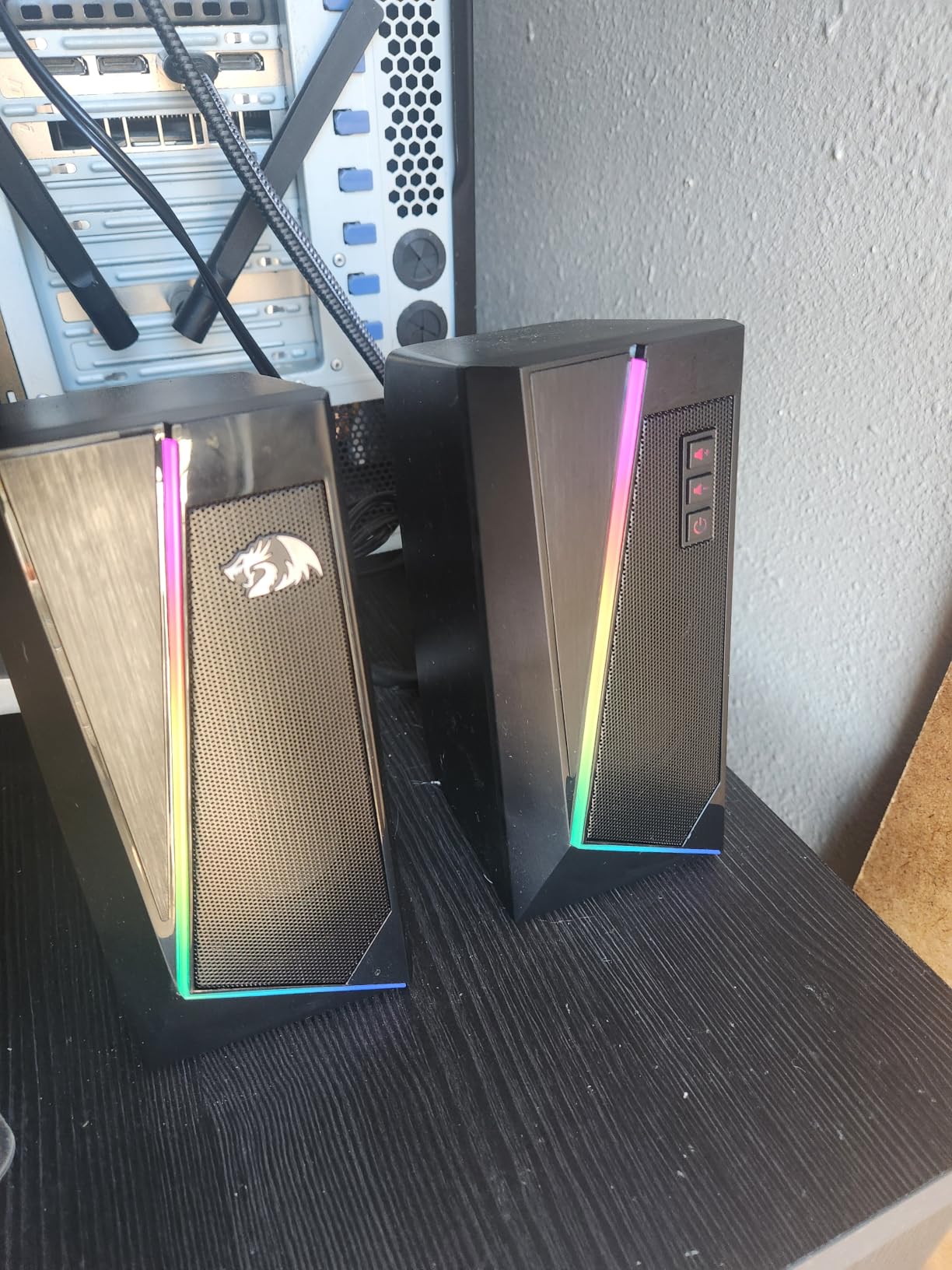 Redragon GS520 Wired 2.0 Channel Stereo Sound Desktop RGB Computer Speakers customer photo 1