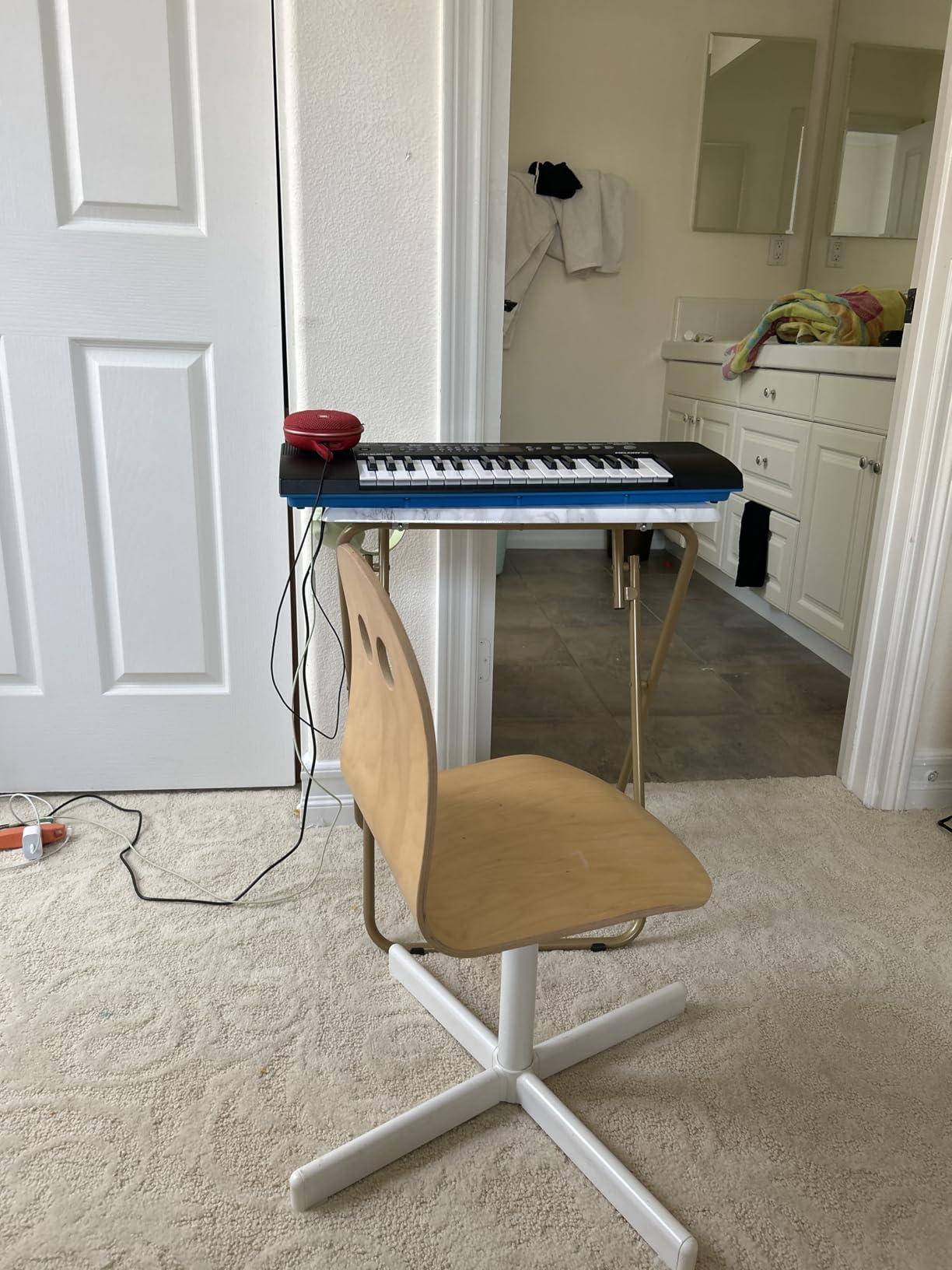 Alesis Melody 32 Mini Piano Keyboard customer photo 1