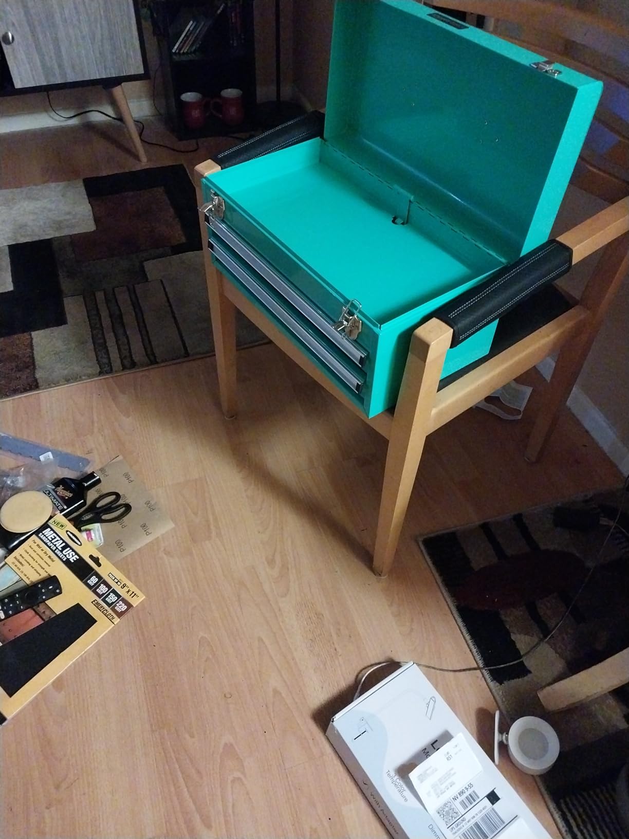 Amazon Basics Metal Tool Box with Drawers, Storage and Organization Tool Chest, Powder Coat Finish, 18.1 x 8.7 x 9.5 in, Turquoise customer photo 2