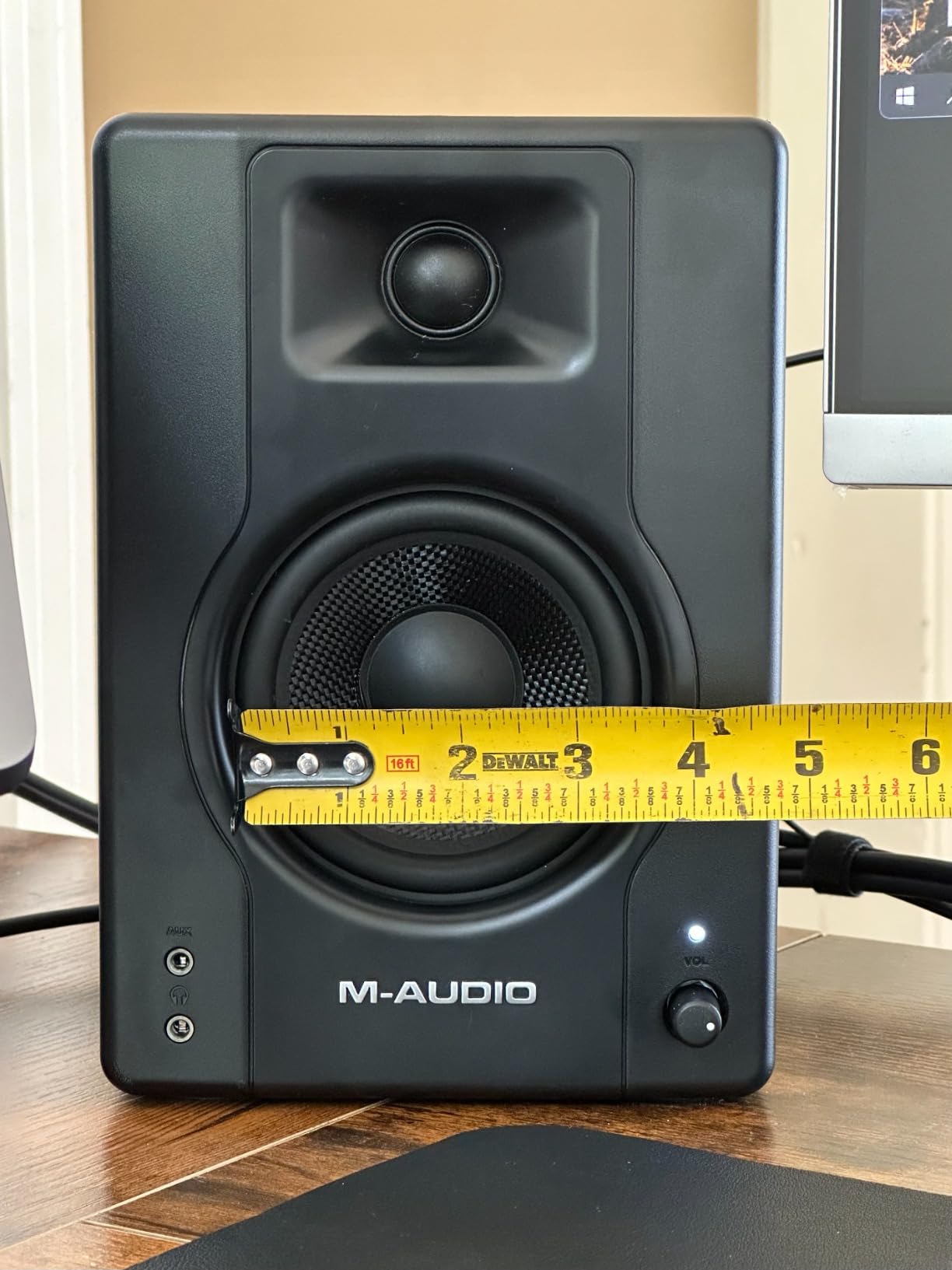 M-AUDIO BX3 3.5