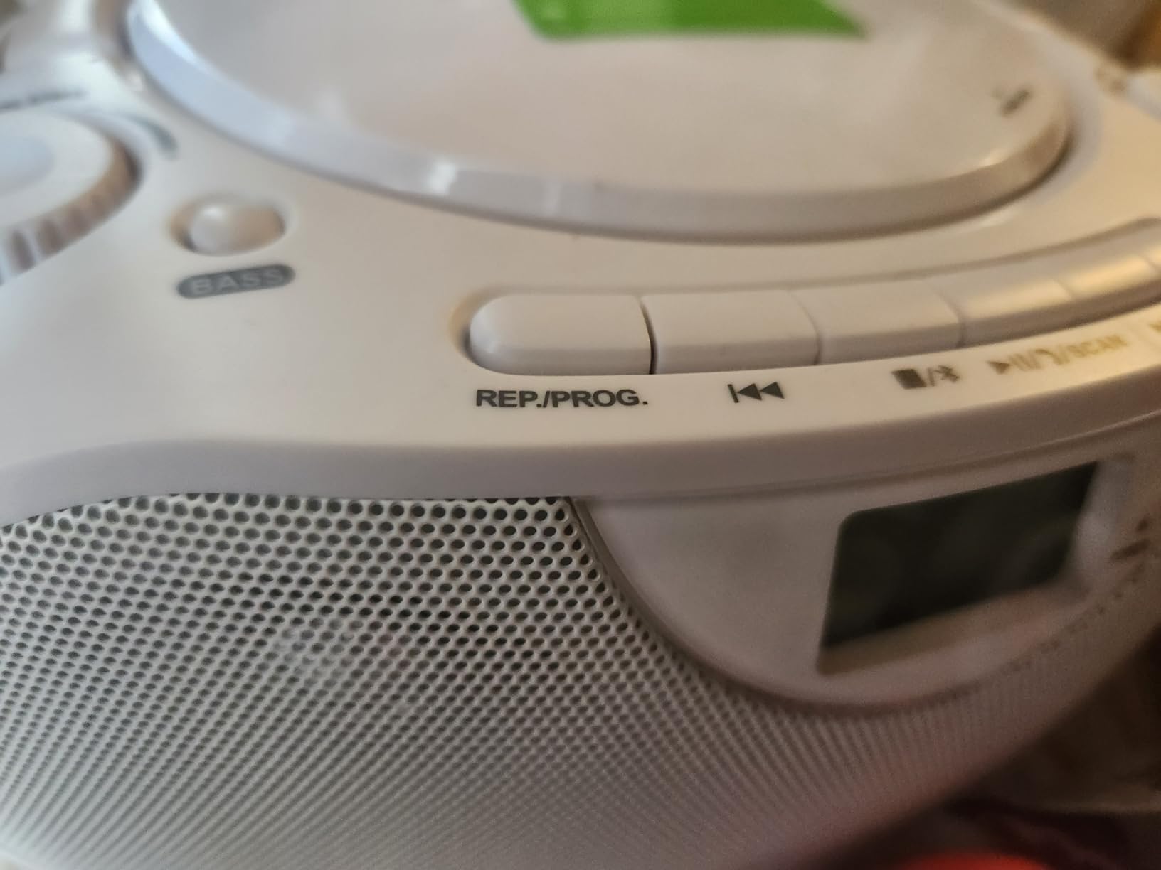 Nextron Portable CD Player Boombox with Bluetooth, AM/FM Radio & USB customer photo 1