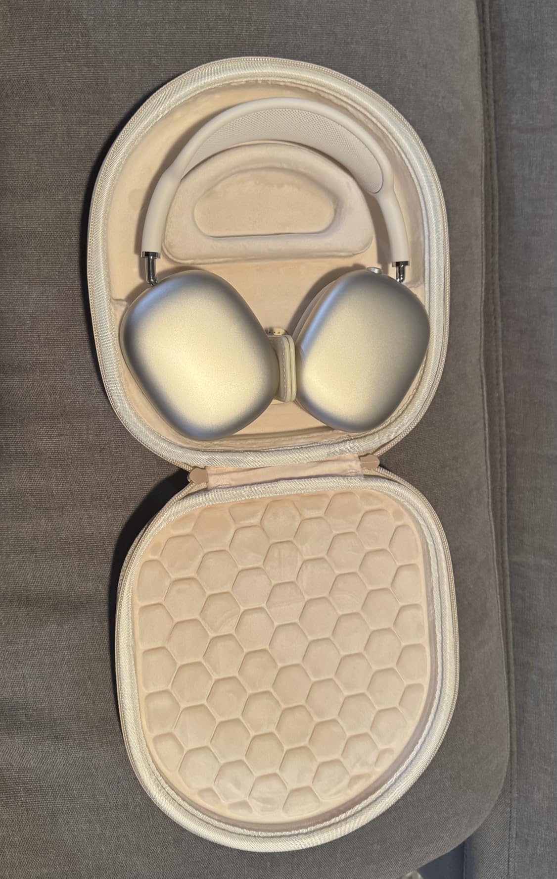 Smart Case for Apple AirPods Max 2 Supports Sleep Mode, Hard Travel Bag customer photo 1