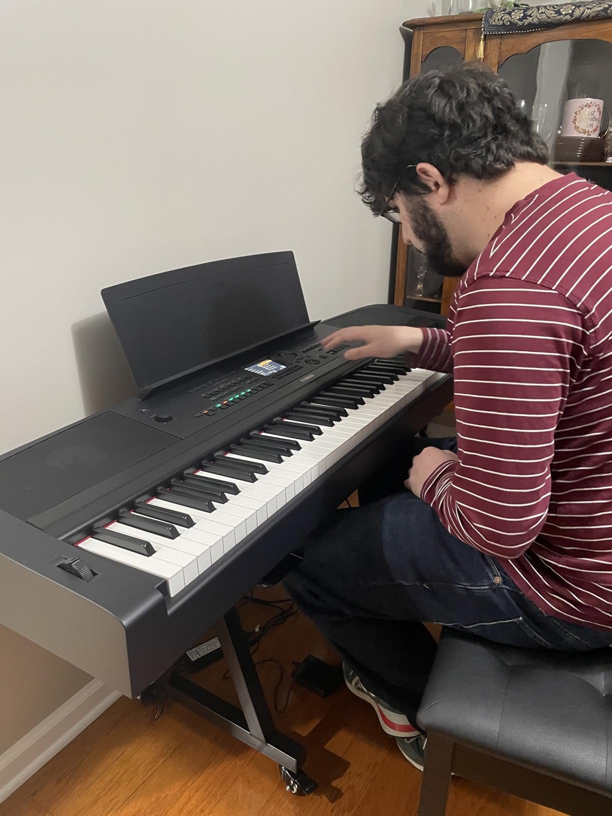 Yamaha DGX-670B 88-Key Weighted Digital Piano, Black customer photo 2