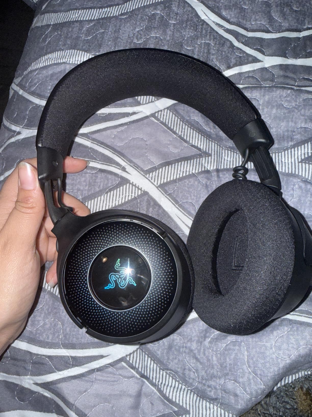 Bang & Olufsen Beoplay HX Over-Ear Headphones - Black Anthracite customer photo 1