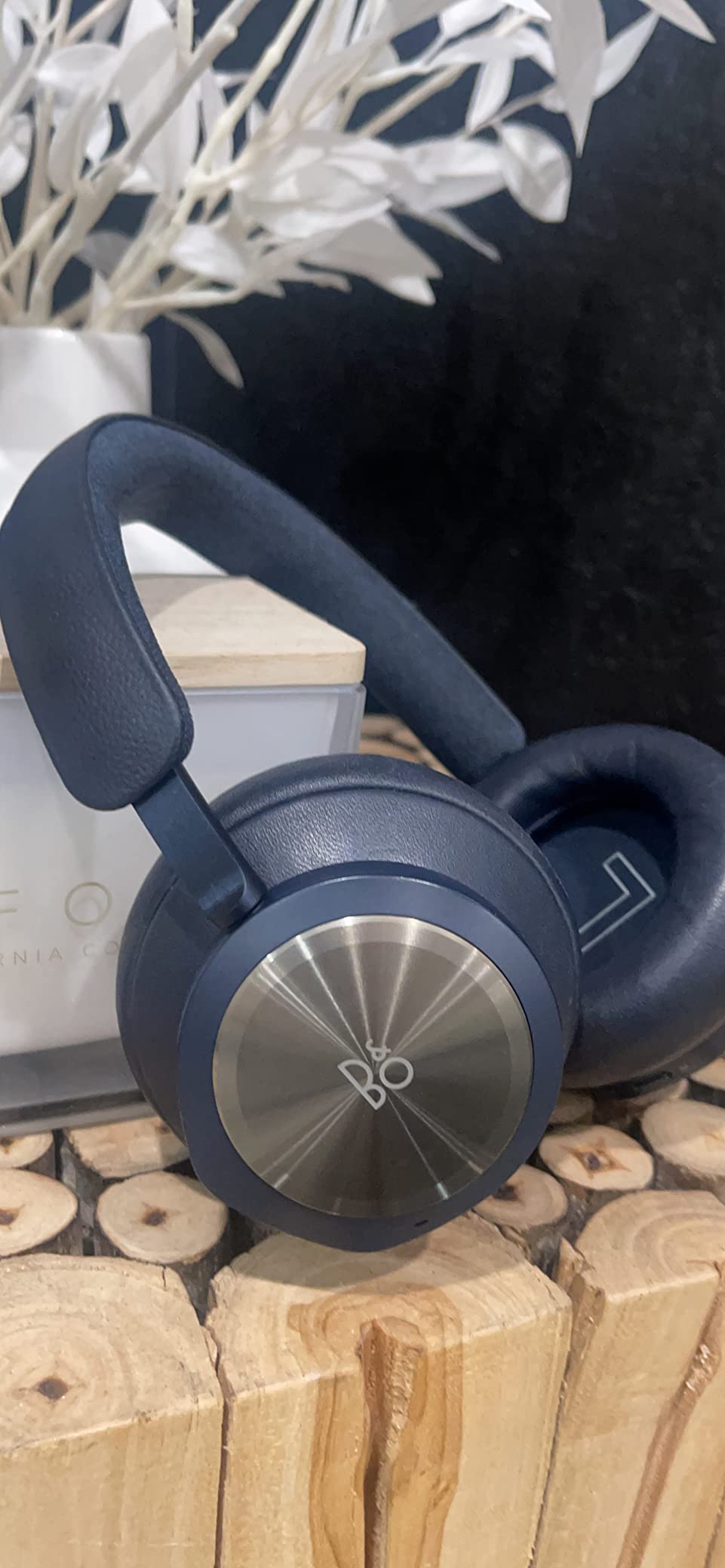 Bang & Olufsen Beoplay Portal - Comfortable Wireless Noise Cancelling Gaming Headphones for Xbox Series X|S, Xbox One customer photo 2