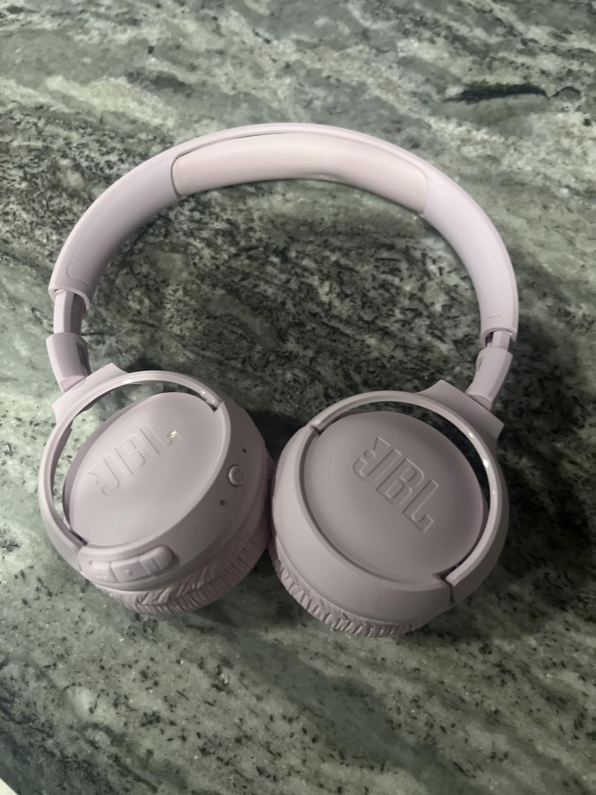 JBL Tune 510BT - Bluetooth headphones with up to 40 hours battery, microphone for call, foldable and comfortable, Android and iOs compatible (Black) customer photo 2