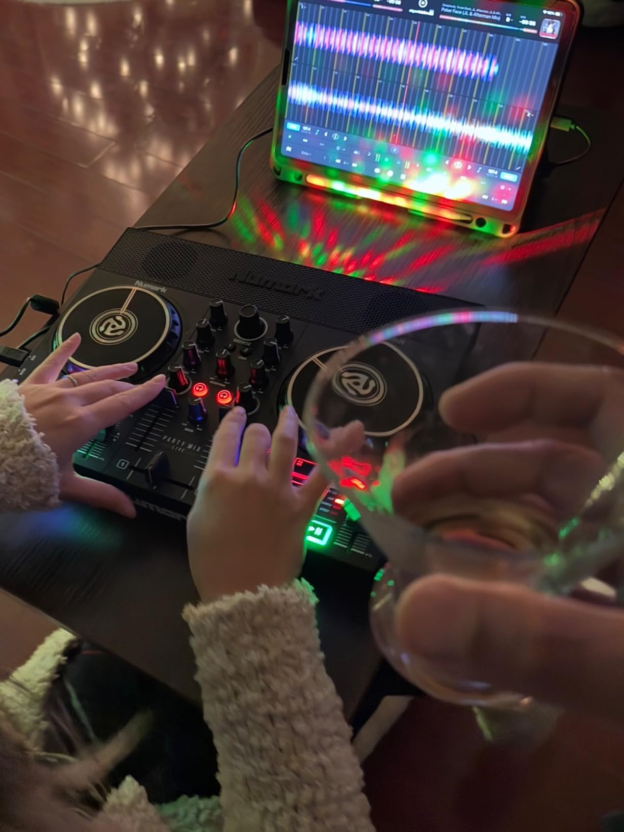 Numark Party Mix Live DJ Controller with Built-in Lights and Speakers customer photo 1