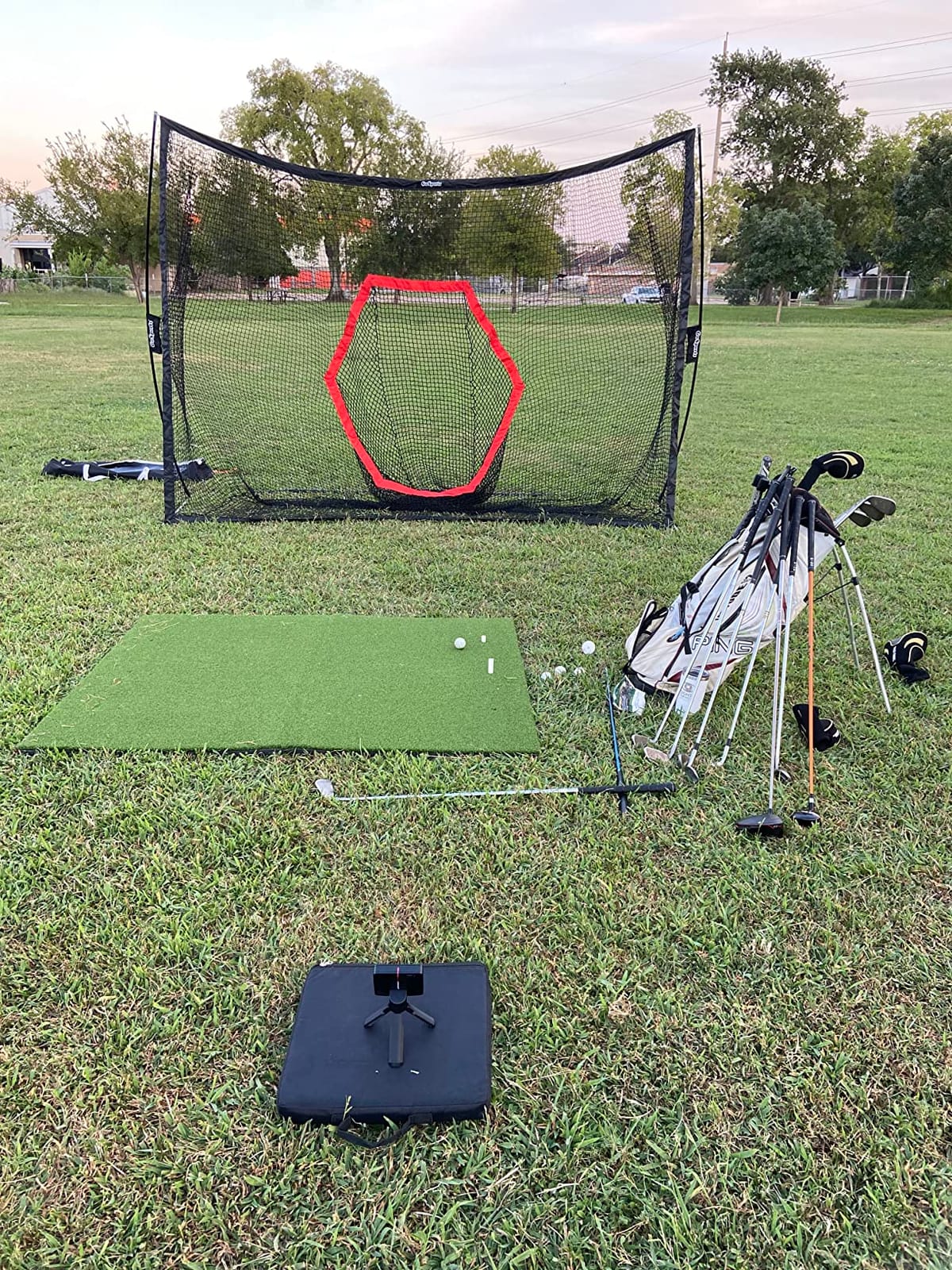 Garmin Approach R10, Portable Golf Launch Monitor, Take Your Game Home, Indoors or to The Driving Range, Up to 10 Hours Battery Life - 010-02356-00 customer photo 2