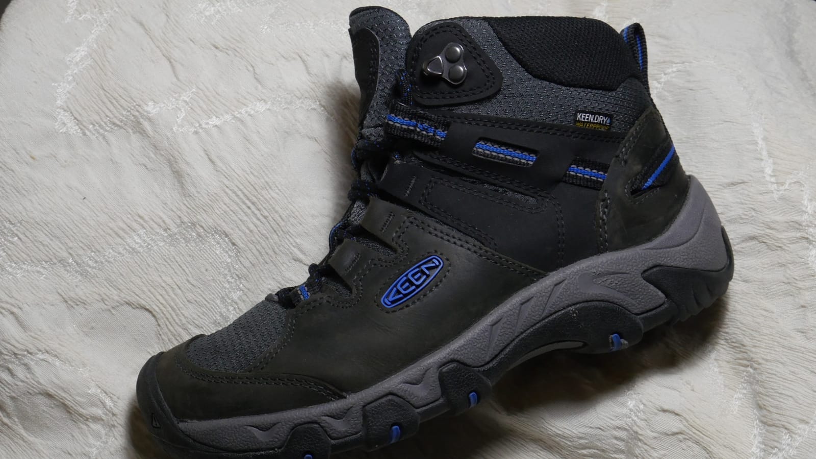 KEEN Siskiyou II Mid WP customer photo 1
