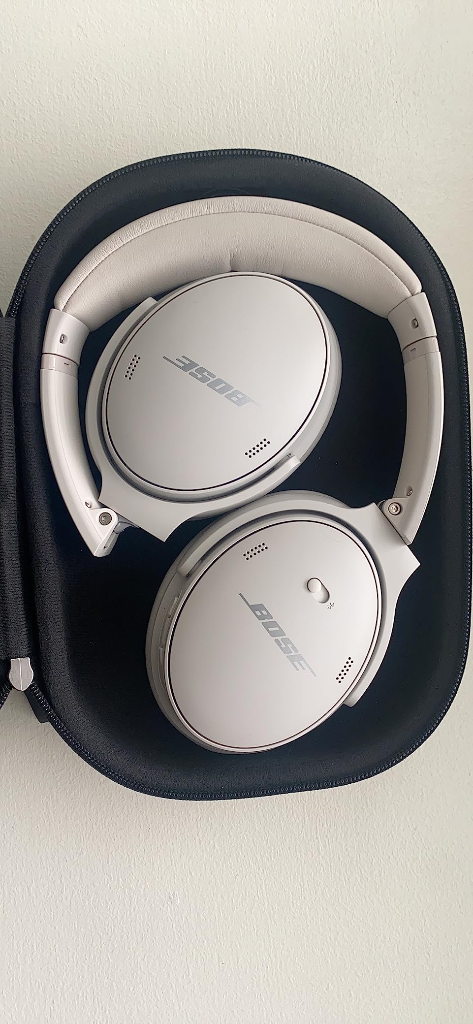 Bose QuietComfort 45 Wireless Bluetooth Noise Cancelling Headphones, Over-Ear Headphones with Microphone, Personalized Noise Cancellation and Sound, White Smoke customer photo 1