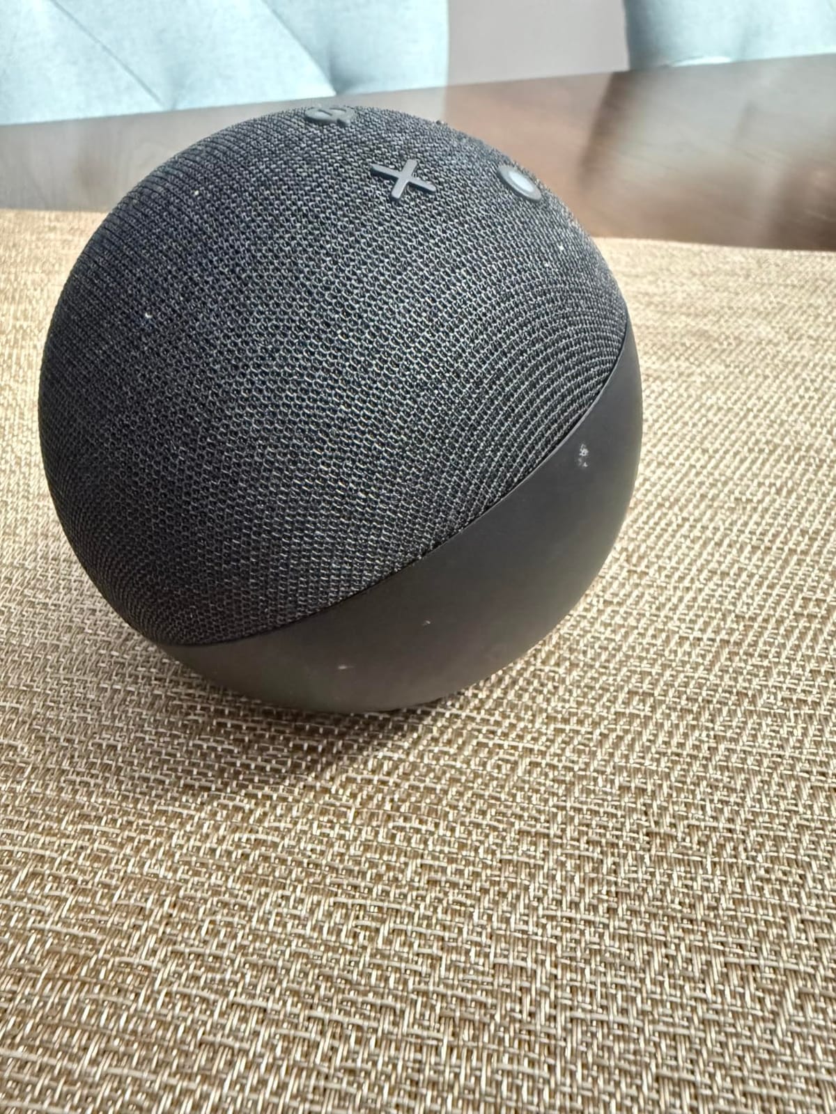 Amazon Echo Dot (newest model) - Vibrant sounding speaker, Designed for Alexa+, Great for bedrooms, dining rooms and offices, Charcoal customer photo 1