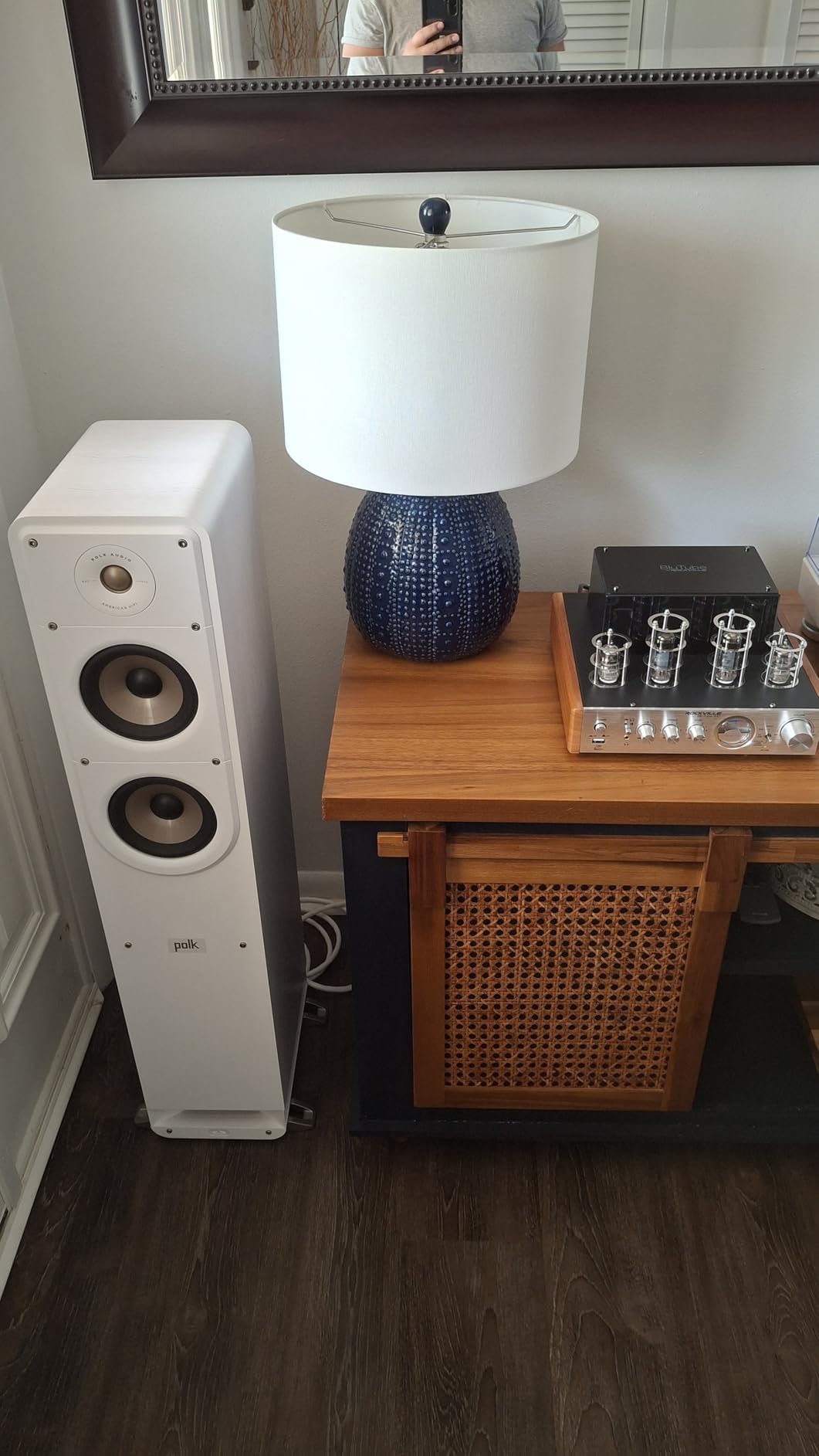 Polk Audio Signature Elite ES50 Tower Speaker, Single, Contemporary Walnut customer photo 2
