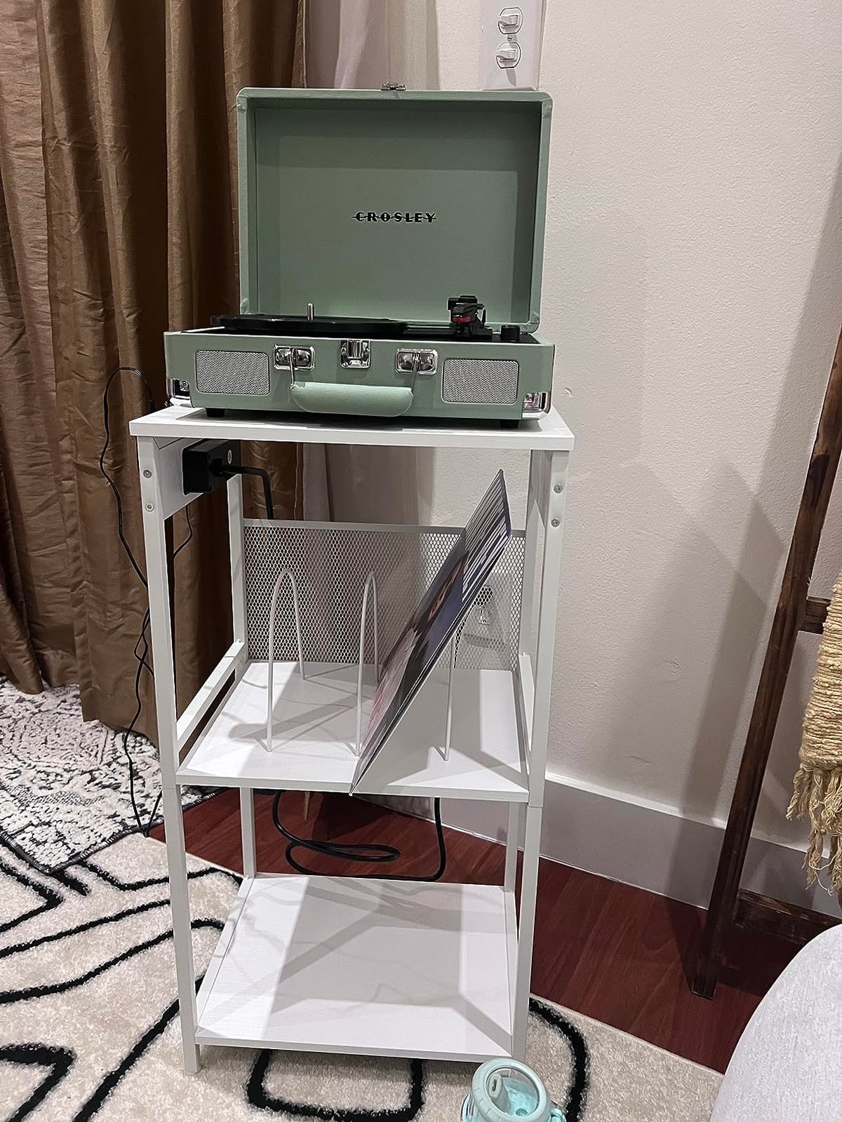 Crosley CR8005F-MT Cruiser Plus Record Player, Mint customer photo 1