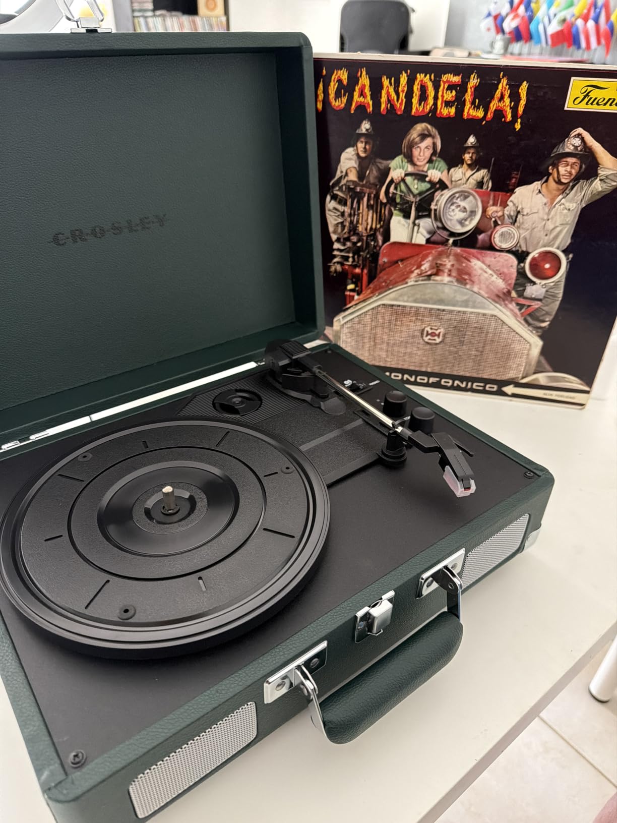 Crosley CR8005F-TN Cruiser Plus Record Player, Tourmaline customer photo 1