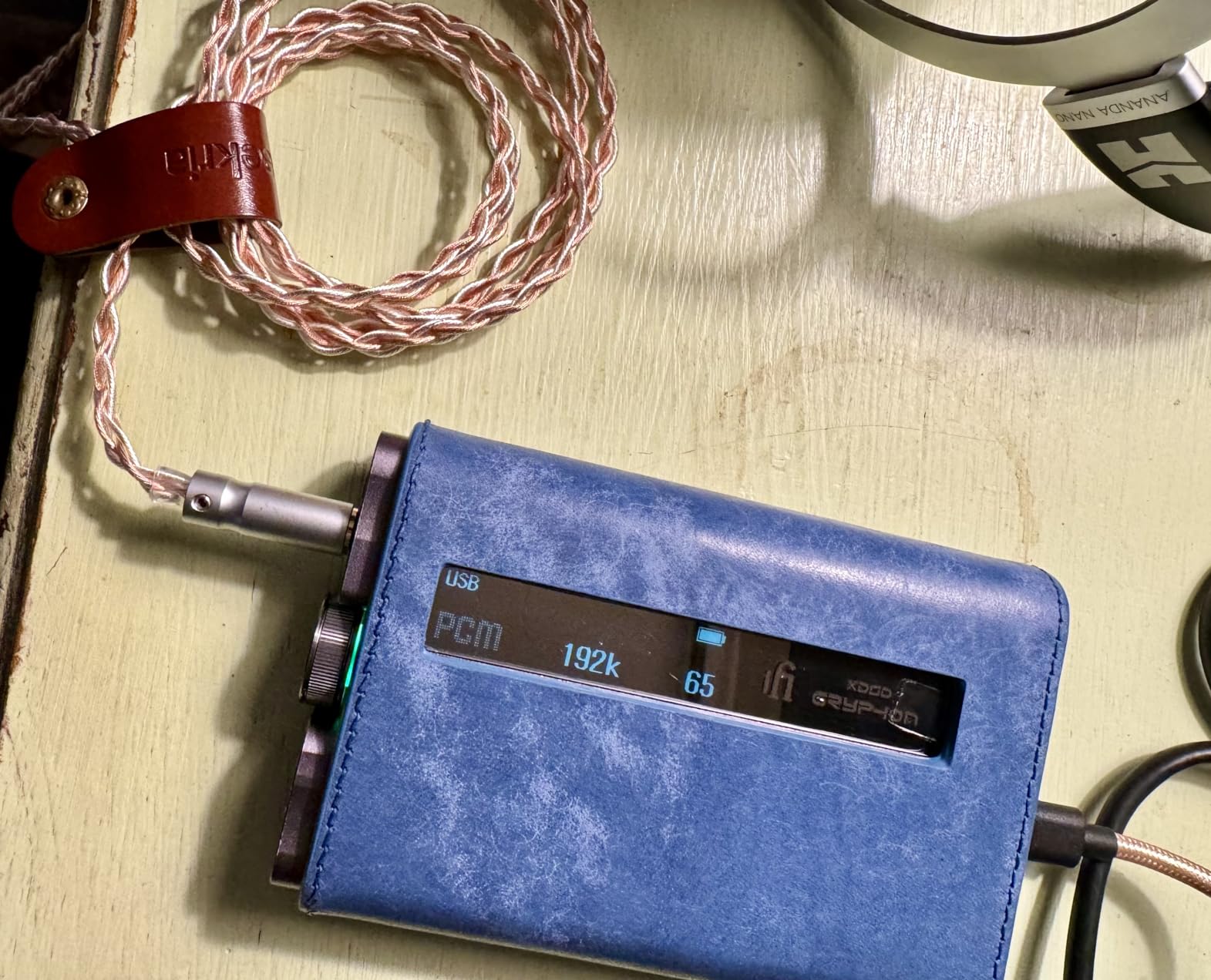 iFi xDSD Gryphon - Ultra-Res Portable Balanced DAC & Headphone Amplifier customer photo 1