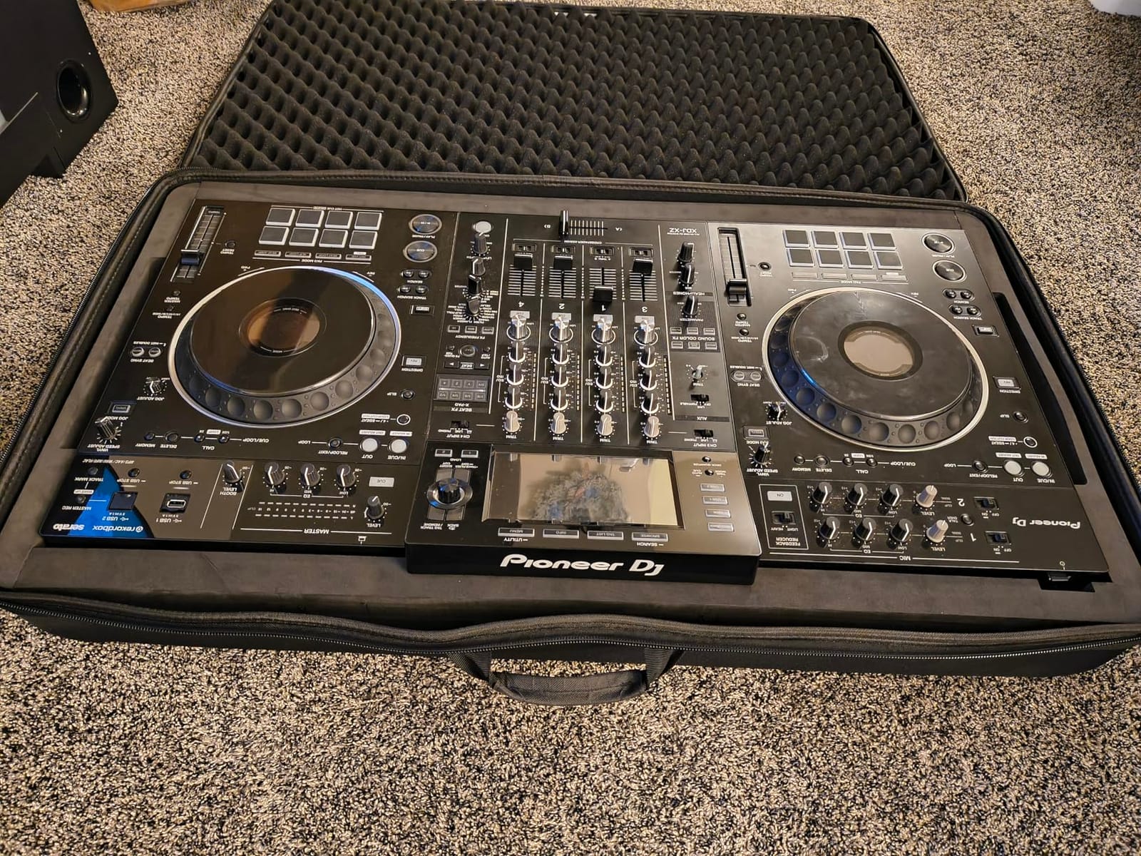 Odyssey Cases EVA Molded Soft Case for Pioneer XDJ-XZ customer photo 2