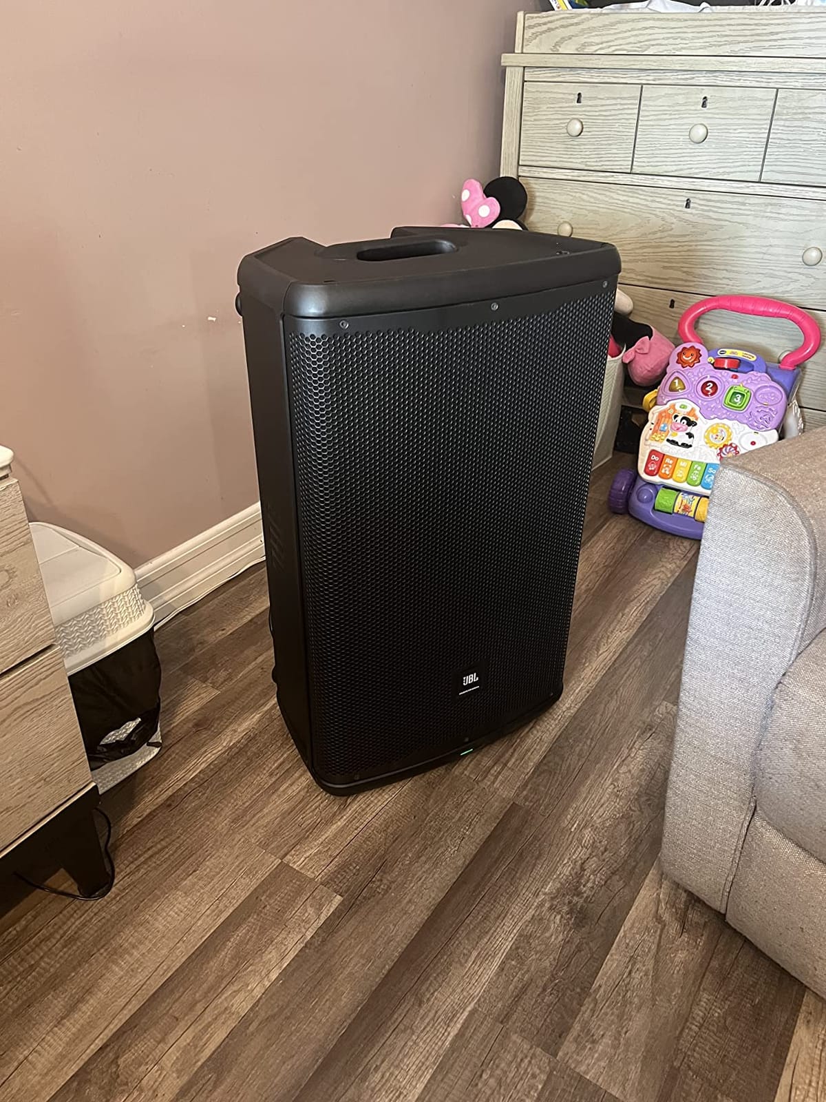 JBL Professional EON712 Powered PA Speaker, Loudspeaker with Bluetooth, 12 inch,1300 Watt, Corded Electric, Black customer photo 1
