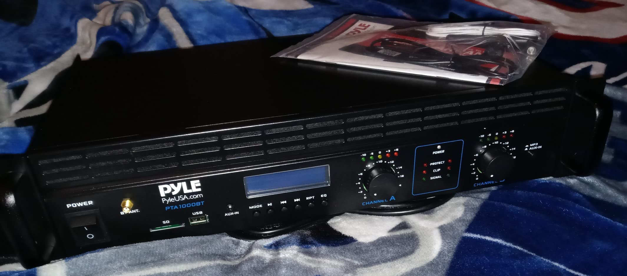 Pyle 2-Channel Rack Mount Power Amplifier with Bluetooth - 2000W Bridgeable with TRS XLR Input, Speakon Outputs, USB-A Input with MP3 Player, Bridge Mode, Cooling Fan, LED Level Meters - PTA1000BT customer photo 2