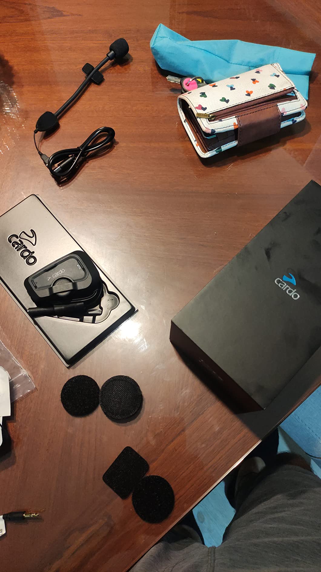 Cardo Systems FREECOM 4X Motorcycle 4-Way Helmet Bluetooth Communication System Headset Intercom, Universal Bluetooth Connectivity, Waterproof, 40mm Speakers - Dual Pack customer photo 1