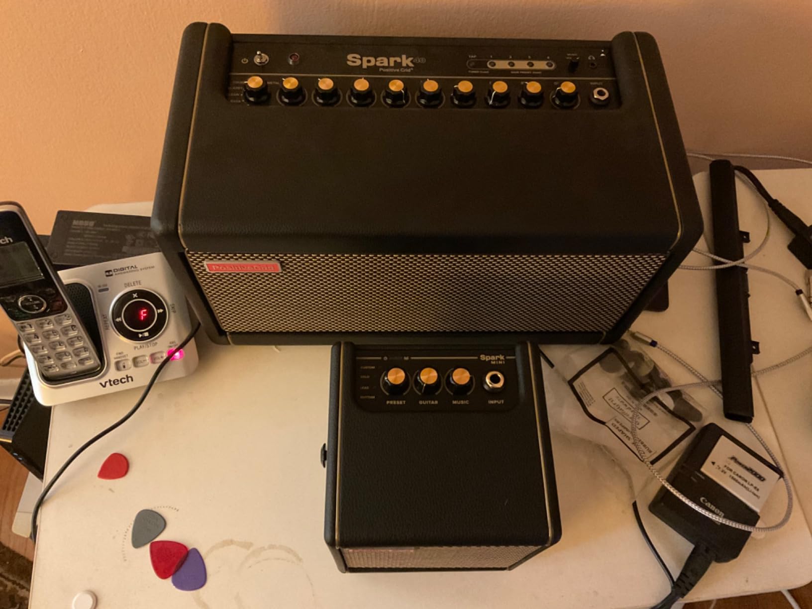 Positive Grid Spark MINI 10W Portable Smart Guitar Amp & Speaker (Black) customer photo 1