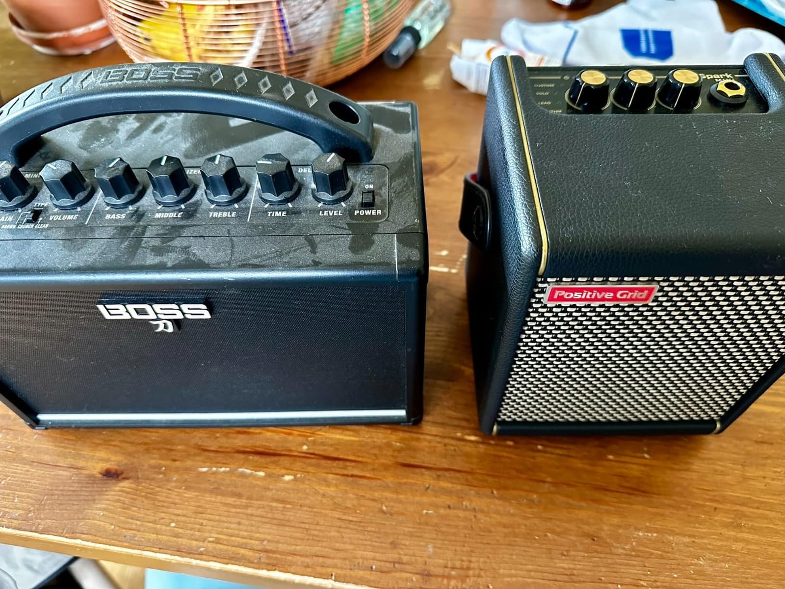 Positive Grid Spark MINI 10W Portable Smart Guitar Amp & Speaker (Black) customer photo 2