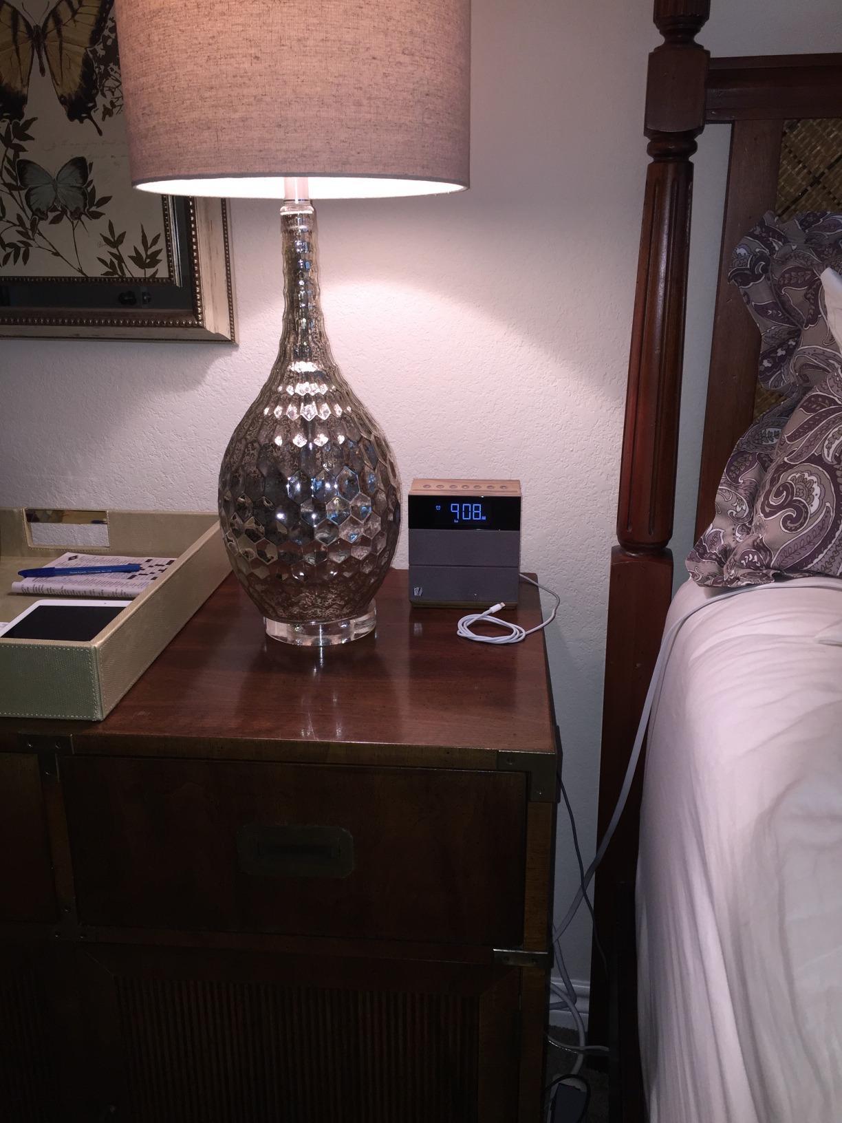 Soundfreaq Sound Rise II, SFQ-16: Bedside Alarm Clock Radio & Bluetooth Speaker, with Large Display Screen, FM Radio, Fast USB Charging, and Nature Sound customer photo 1