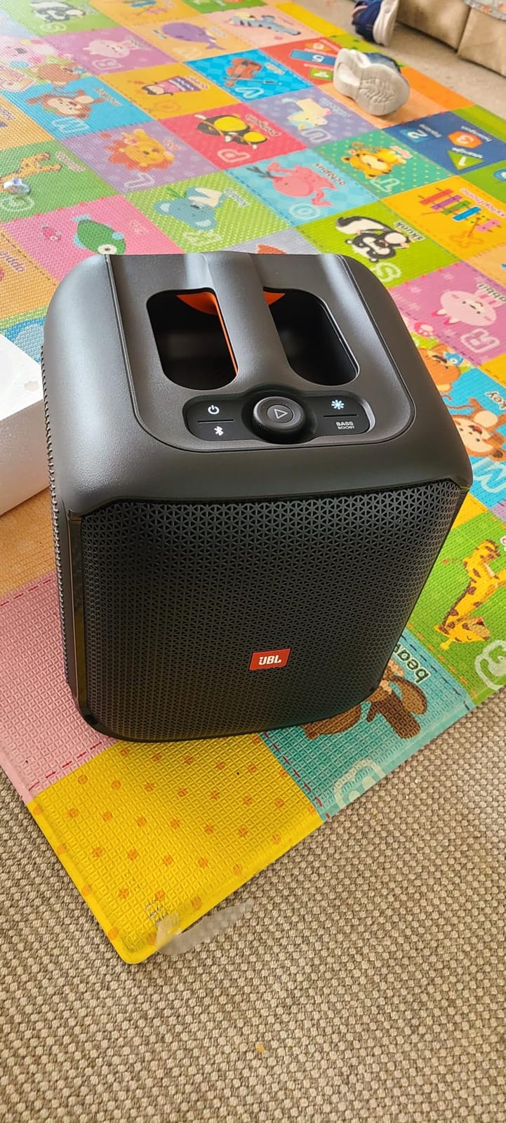 JBL Partybox Encore Essential: 100W Sound, Built-in Dynamic Light Show, and Splash Proof Design, Black customer photo 2