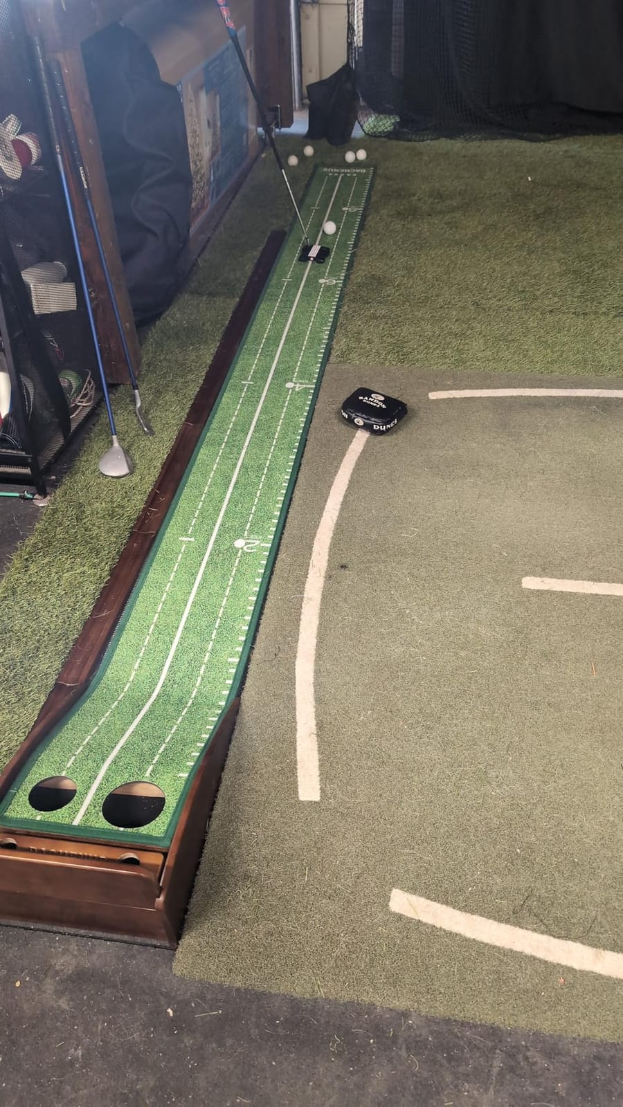Dachenus Putting Green Indoor Mat Outdoor Golf Putting Mat- Ideal for Home, Office, and Outdoor Use customer photo 1