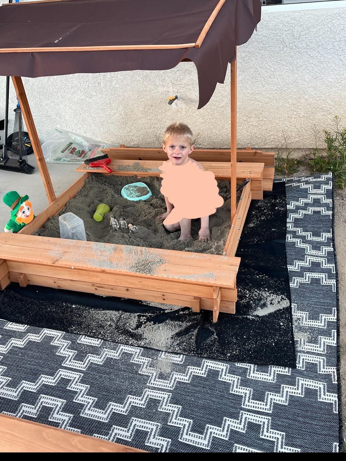 BIRASIL Wood Sandbox with Cover, Sand Box with 2 Bench Seats for Aged 3-8 Years Old, Sand Box for Backyard Garden, Beach Patio Outdoor (Natural Wood, 48 Inch) customer photo 2