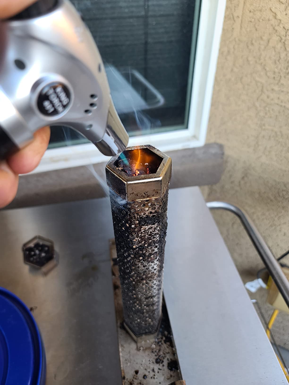 12'' Pellet Smoker Tube With a Stainless Steel Tray and Tube Cover customer photo 1
