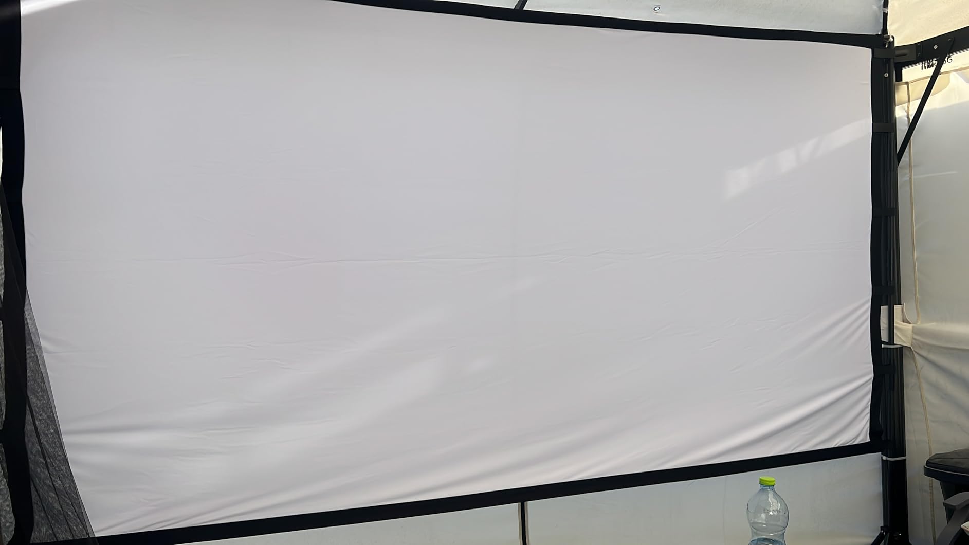 Towond 120 inch Projector Screen with Stand, 4K HD 16:9 Foldable Anti-Crease Indoor Outdoor Movie Screen, Portable Projection Screen for Backyard Theater, Camping, and Sports Viewing Parties customer photo 2